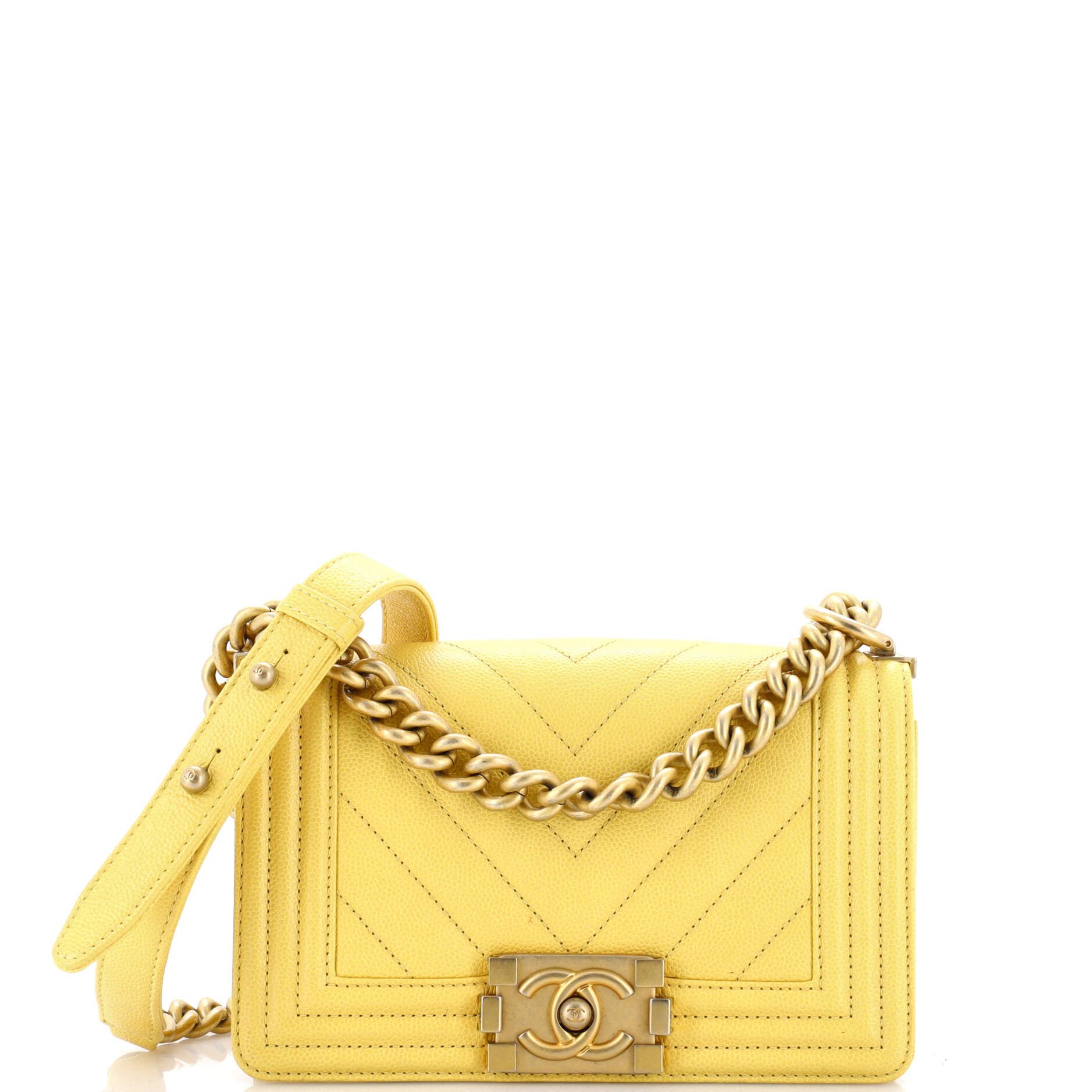 Chanel Boy Flap Bag Size ONE SIZE - 1 Thumbnail