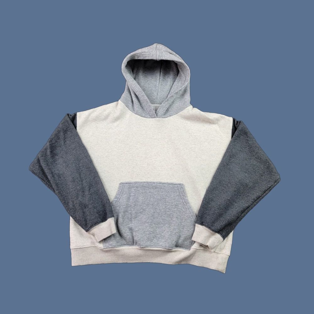 Fabletics Fabletics Hoodie Womens XL Colorblock Pullover Pocket Sweatshirt Size XL / US 12-14 / IT 48-50 - 1 Thumbnail