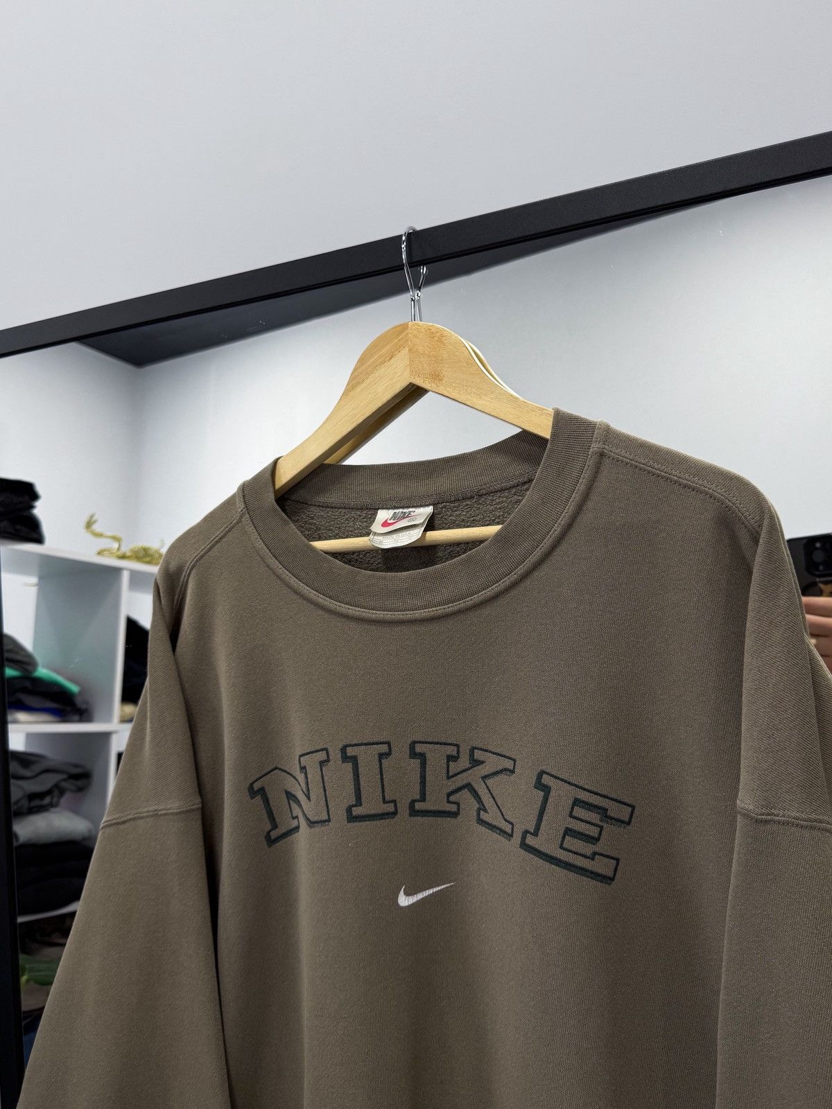 Nike Nike vintage sweatshirt big logo size XXL Size US XXL / EU 58 / 5 - 3 Thumbnail