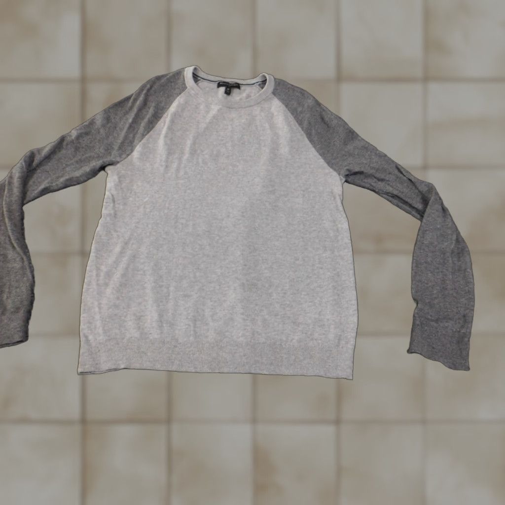Banana Republic Banana Republic Sweater Mens M Gray Cotton Pullover Crew Neck Stretch Knit Knitwear Regular Size Type Sweater Mens Modern Preppy 90s? Size US M / EU 48-50 / 2 - 1 Thumbnail