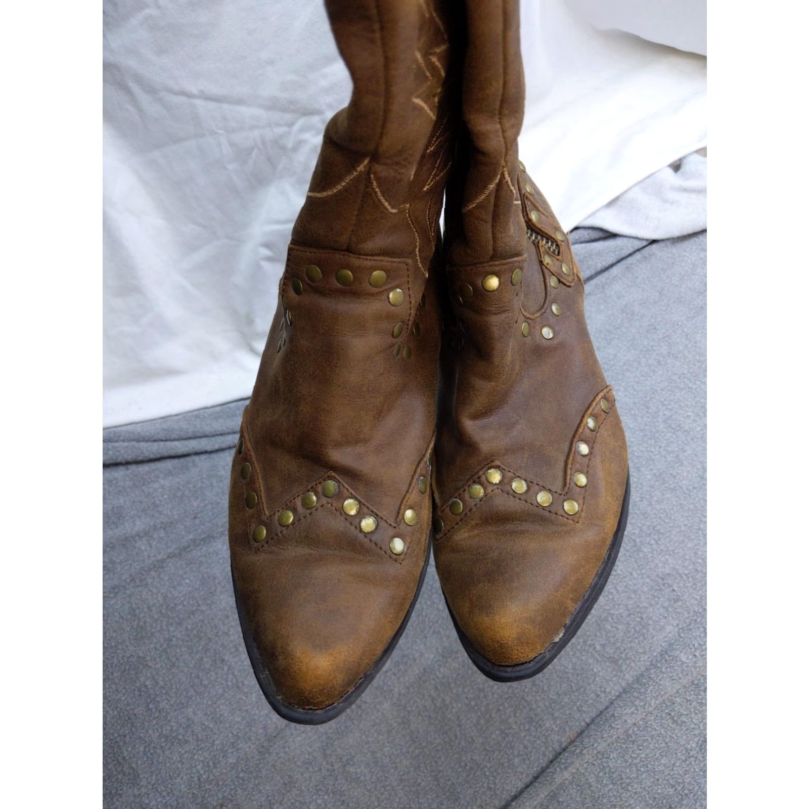Matisse Coconuts by Matisse Boots Western Mid Calf Studded Brown Womens Size 6.5 US 6.5M Shoes/Boots Women's Western Brown Studded Mid-Calf Size US 7 / IT 37 - 3 Thumbnail