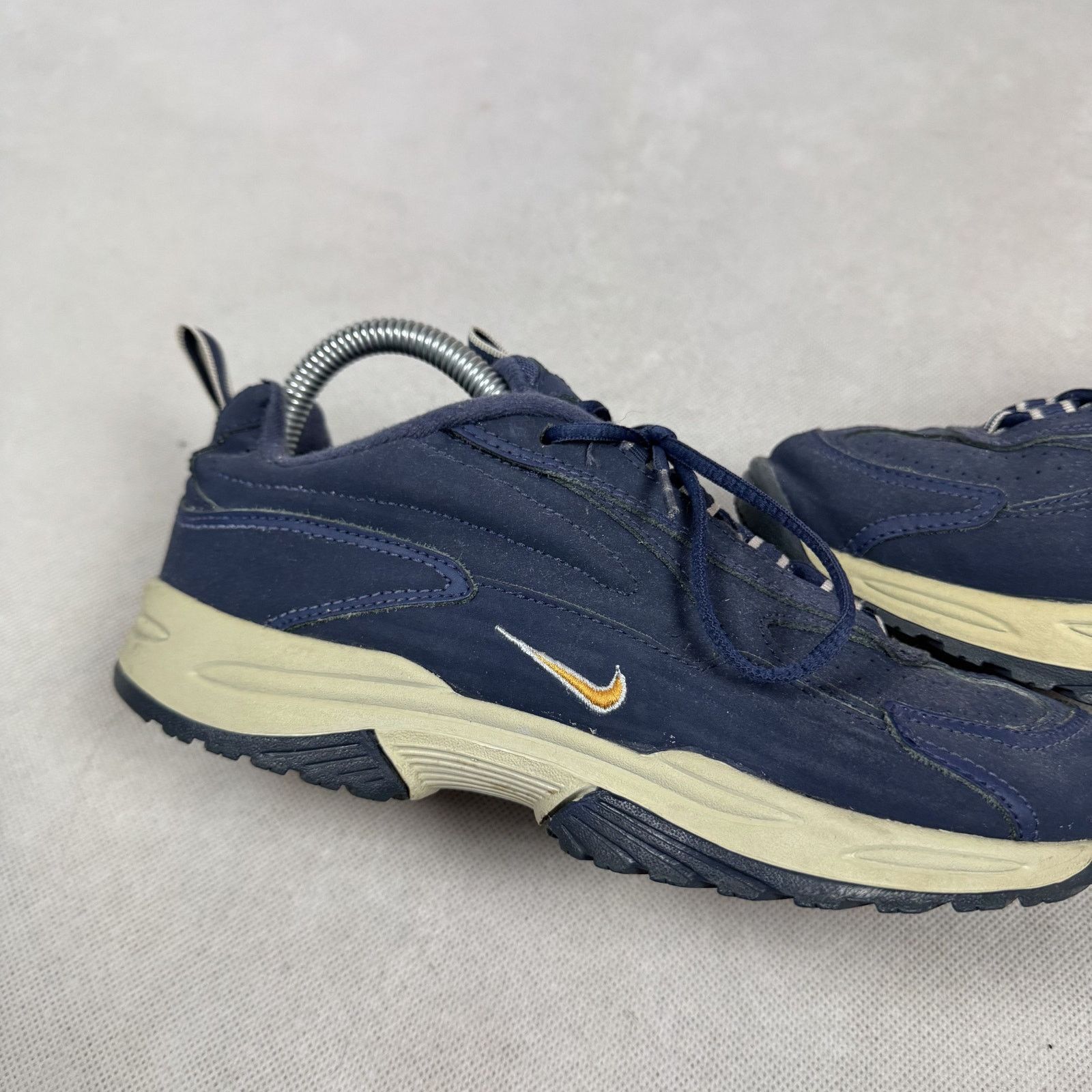 Nike × Vintage Nike (GS) Understudy 2000 147078 Navy Cross Training Shoe 6 Size US 6 / EU 39 - 3 Thumbnail