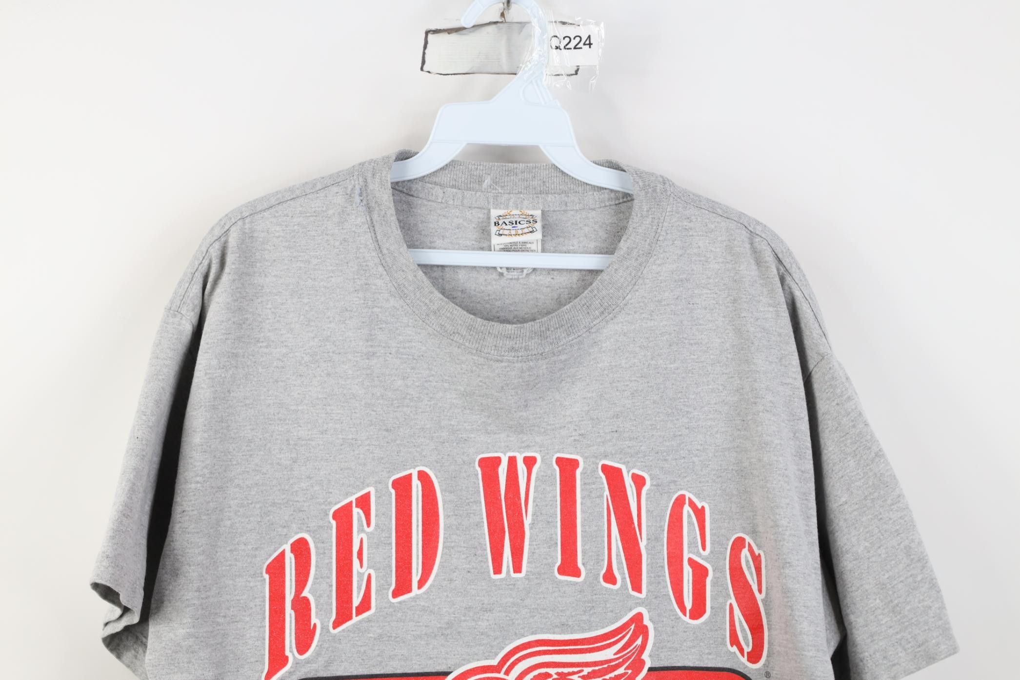 Vintage Vintage 90s Steve Yzerman Red Wings Jersey T-Shirt #19 Size US L / EU 52-54 / 3 - 2 Thumbnail
