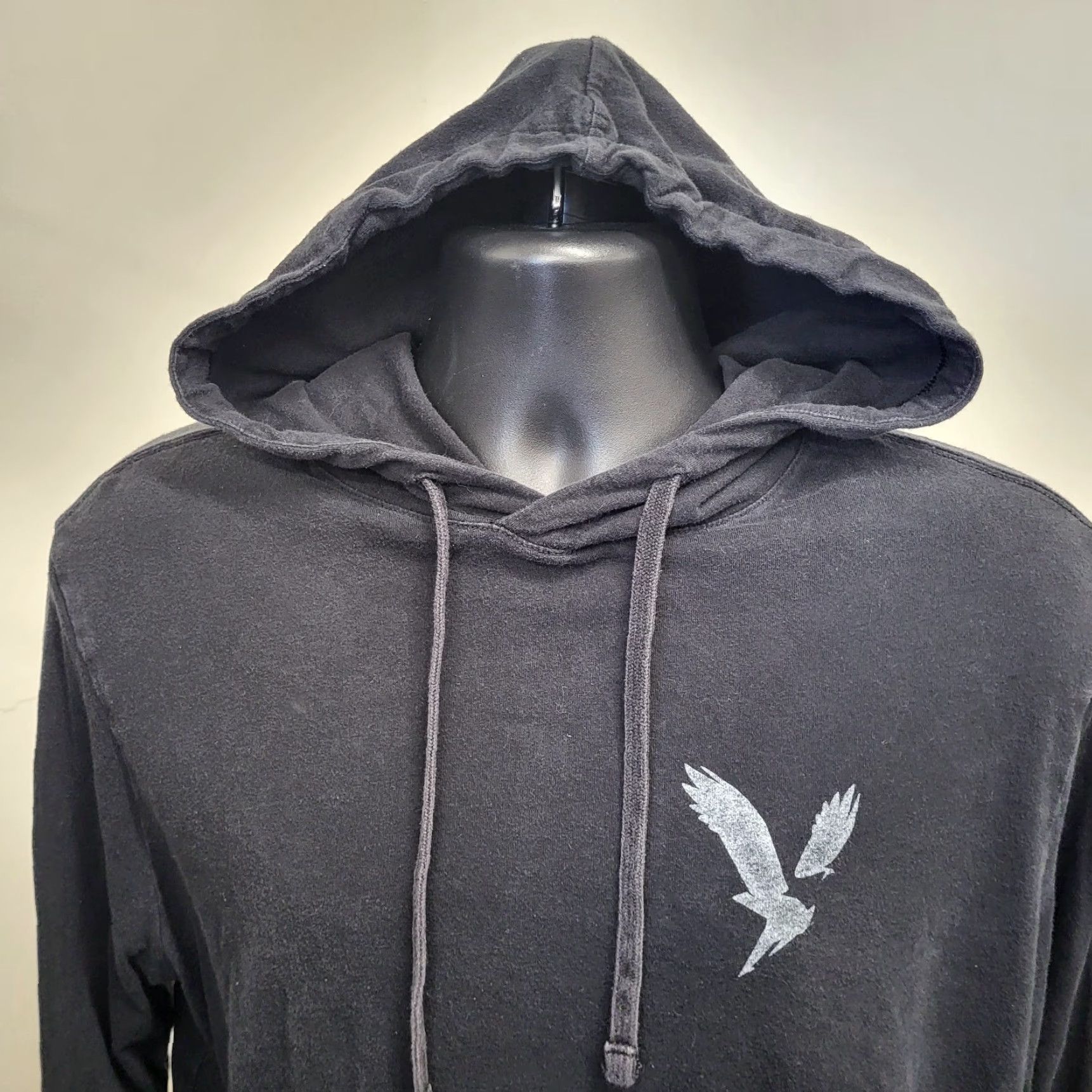 American Eagle Outfitters VINTAGE? No — Not Vintage. American Eagle Outfitters Hoodie Mens M Black Super Soft Standard Fit Pullover Hooded with Pockets Logo Print Size US M / EU 48-50 / 2 - 6 Thumbnail