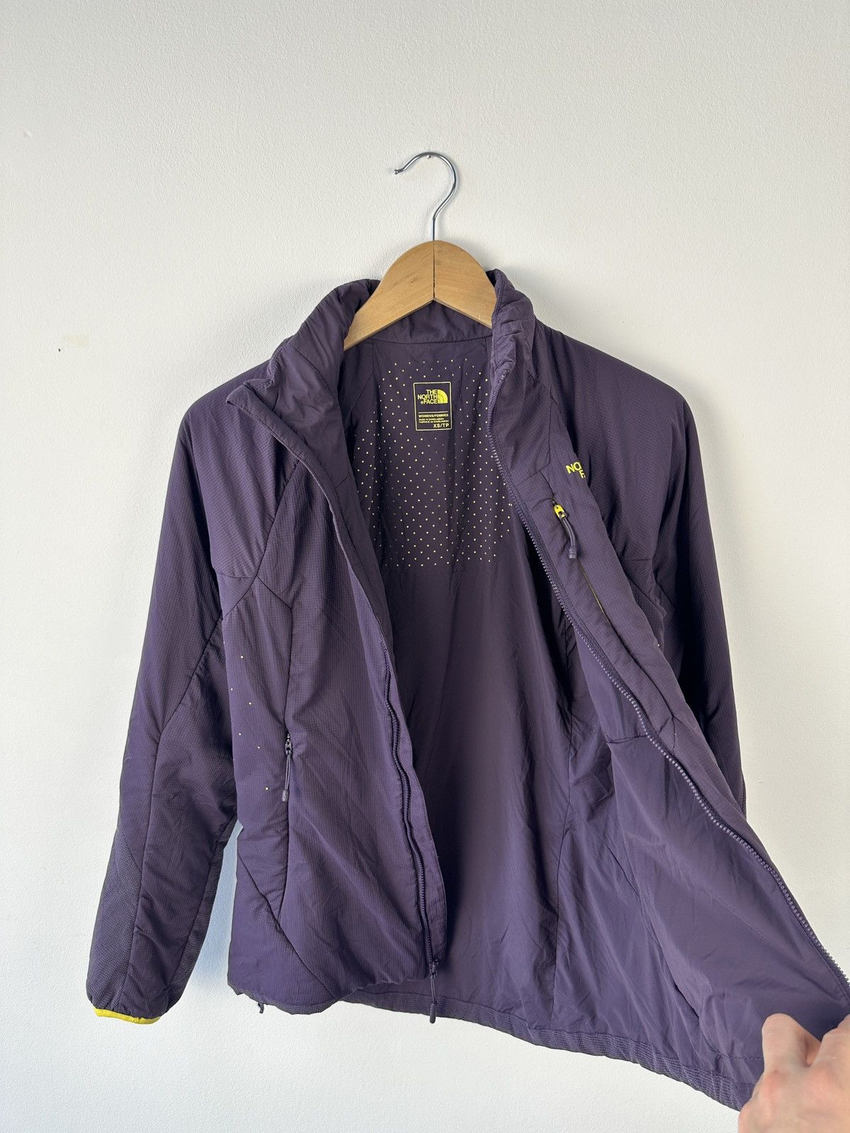 The North Face The North Face Ventrix Insulated Jacket Purple Activewear Size XS / US 0-2 / IT 36-38 - 10 Thumbnail