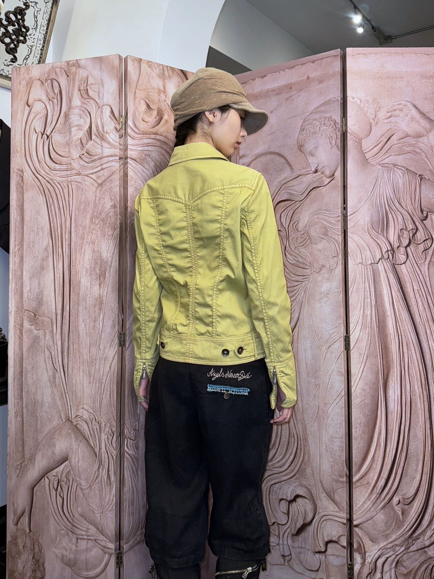 Vintage Women's Vintage Italian Belted Denim Jacket Size XS / US 0-2 / IT 36-38 - 7 Thumbnail