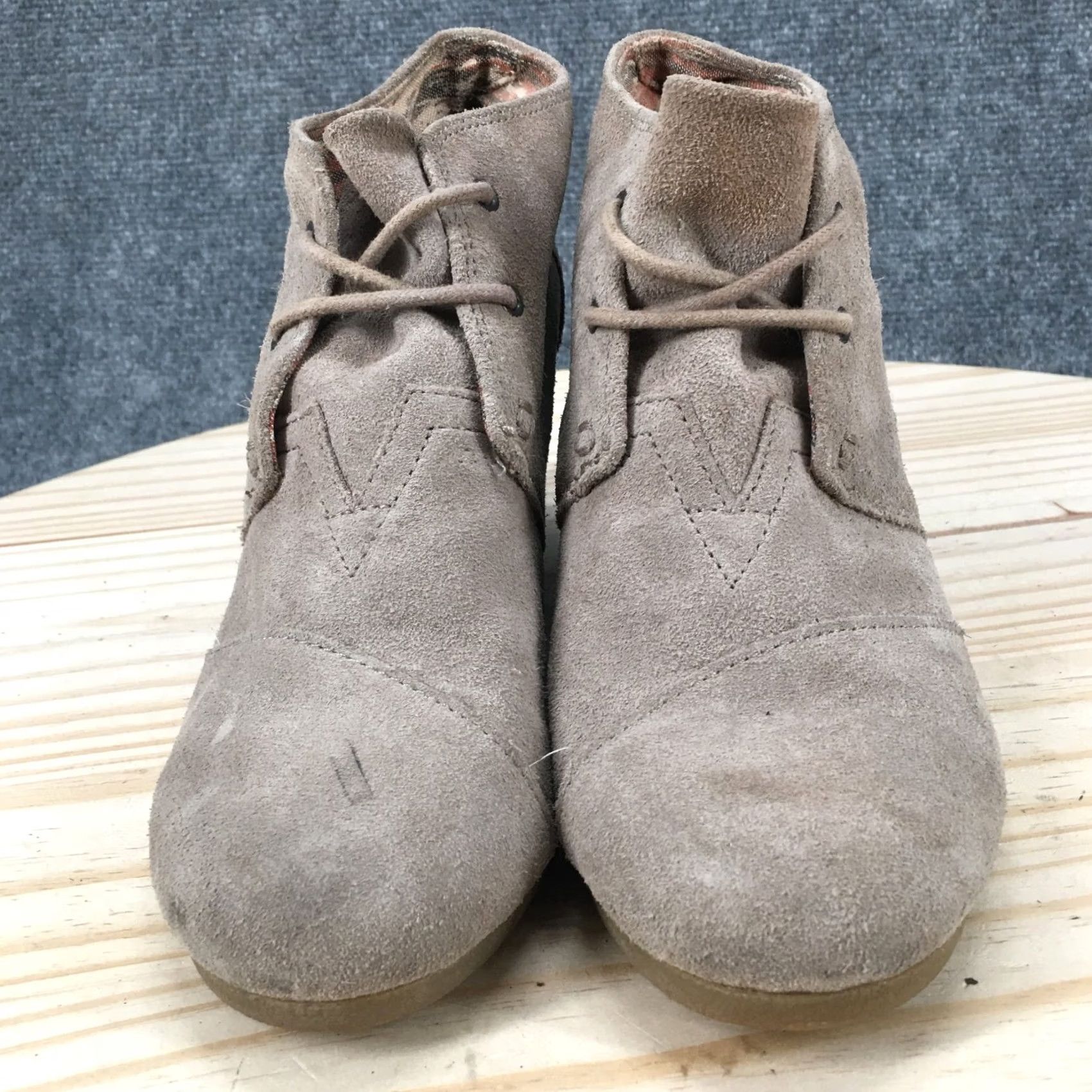 Toms Toms Boots Womens 8 Desert Wedge Heels Lace Up Ankle Booties Beige Suede Comfort Boots Size US 8 / IT 38 - 7 Thumbnail