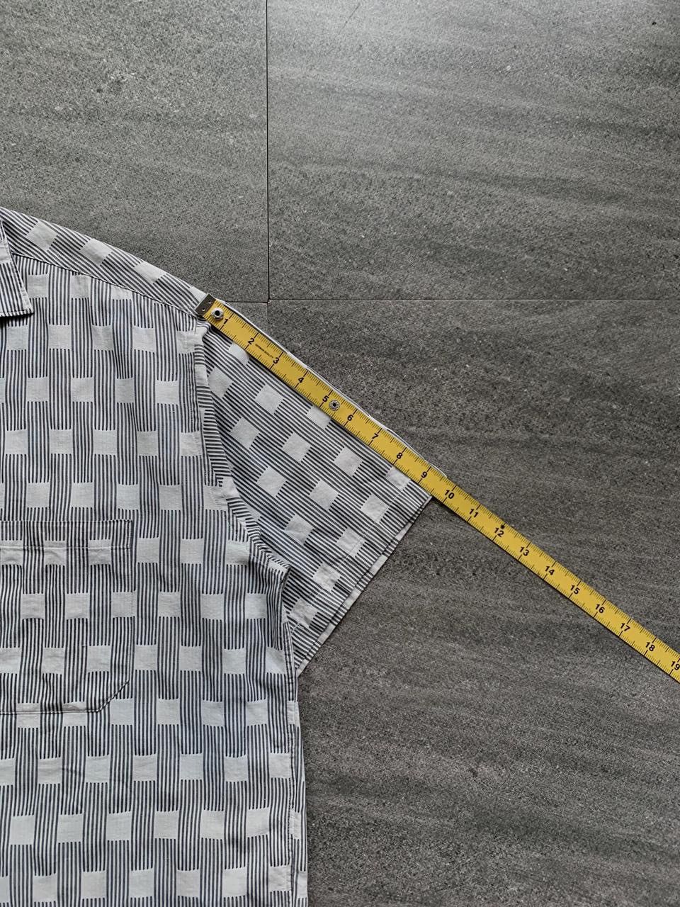 Yohji Yamamoto FREE TAX! 90s Square Patterned Wide Shirt Size US L / EU 52-54 / 3 - 10 Thumbnail