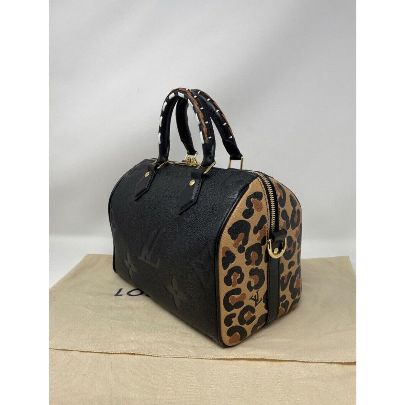 Louis Vuitton Wild At Heart Speedy Bandouliere 25 Empreinte Monogram Giant Size ONE SIZE - 6 Thumbnail
