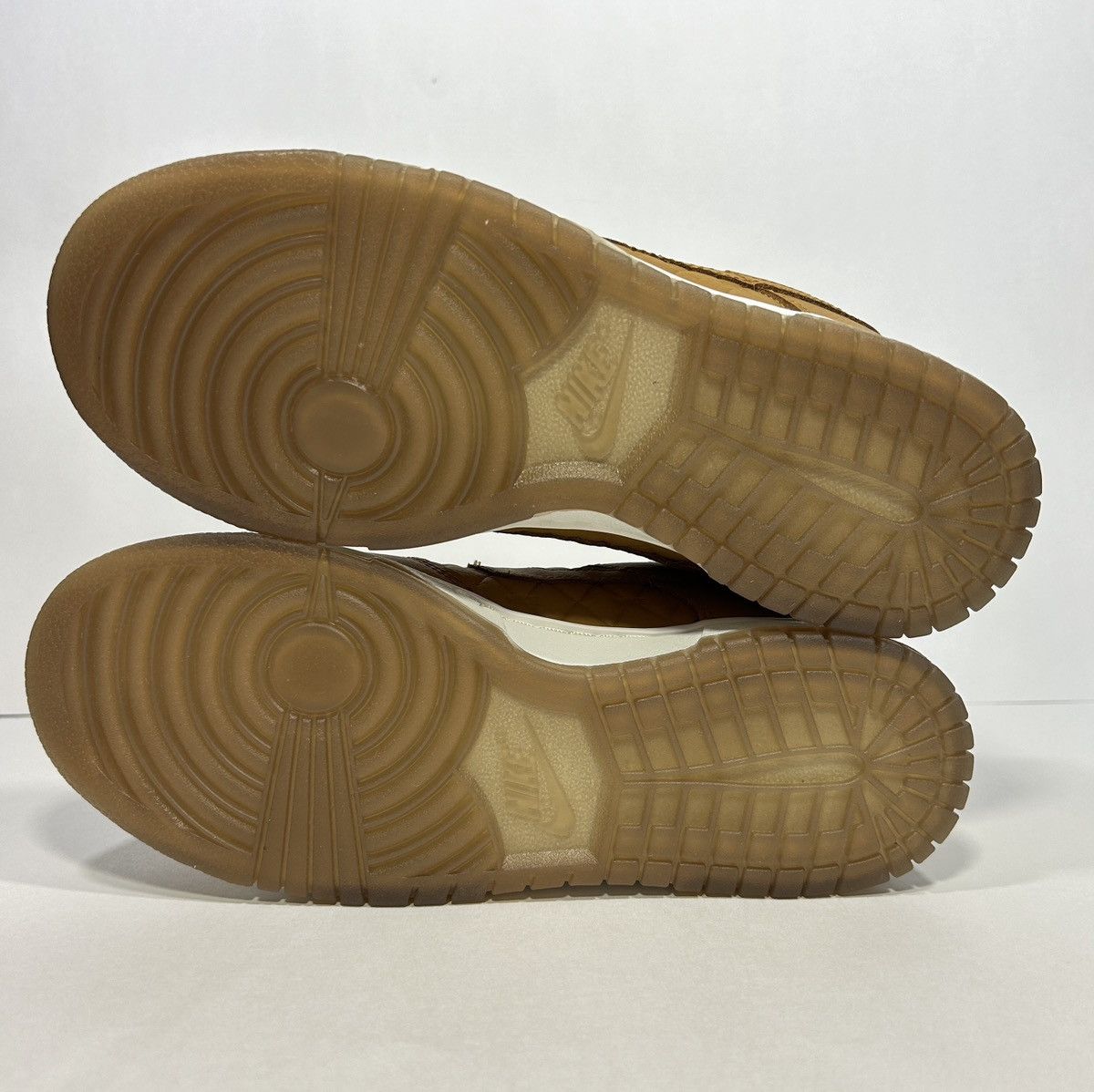 Nike Nike Dunk Low ‘Quilted Wheat’ (DX3374 700) Shoes Size: 7 W Size US 7 / IT 37 - 6 Thumbnail