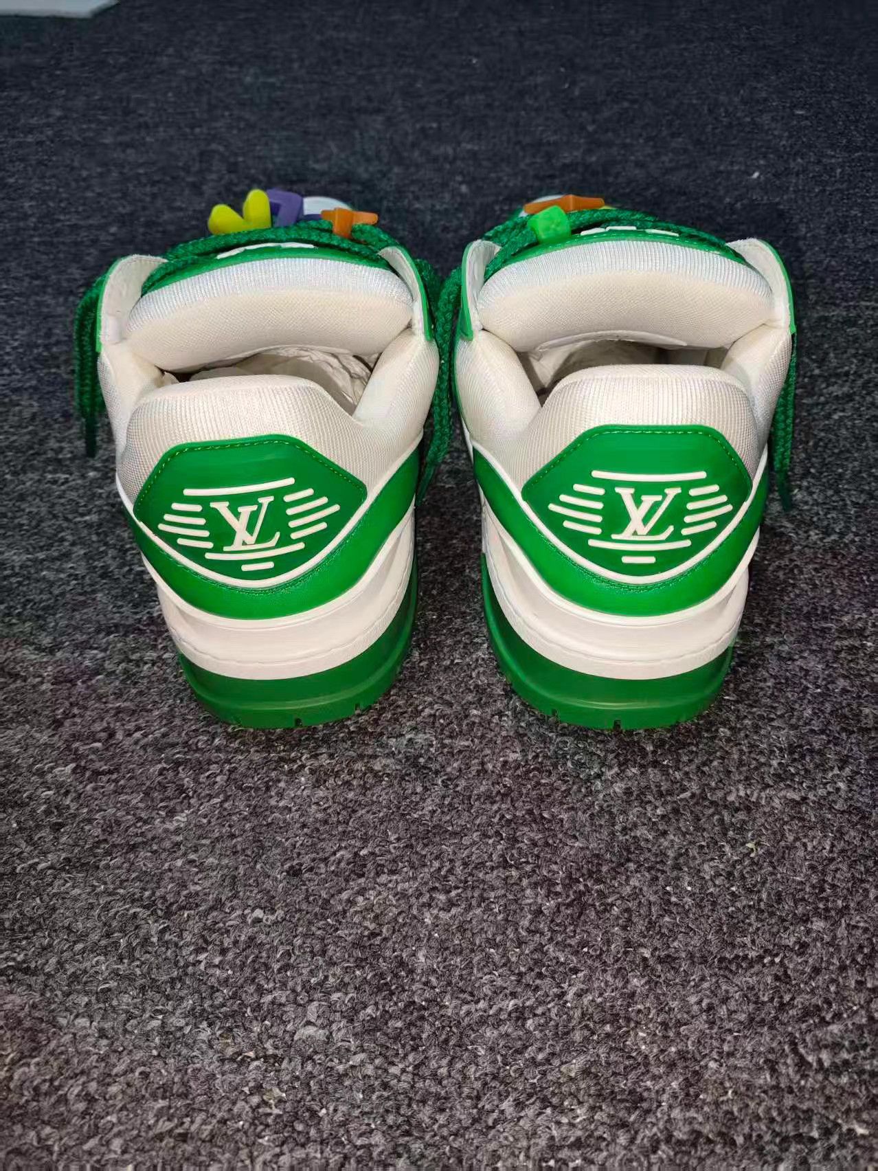 Louis Vuitton LV Trainer Maxi White Green Chunky Sneakers K13 Size US 8 / EU 41 - 3 Thumbnail