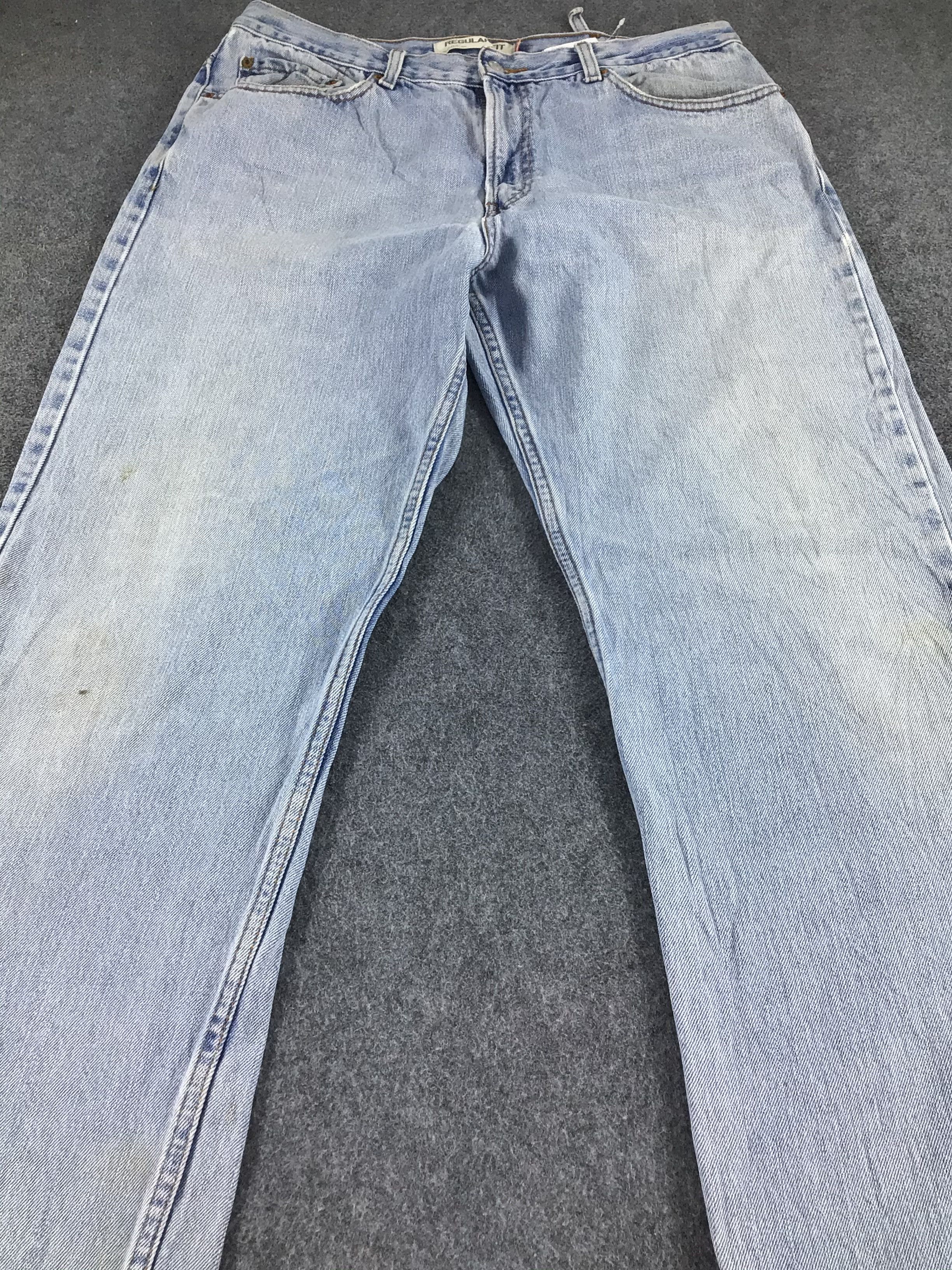Levi's Vintage Levis 505 Jeans Light Wash Denim -J578 Size US 35 - 3 Thumbnail