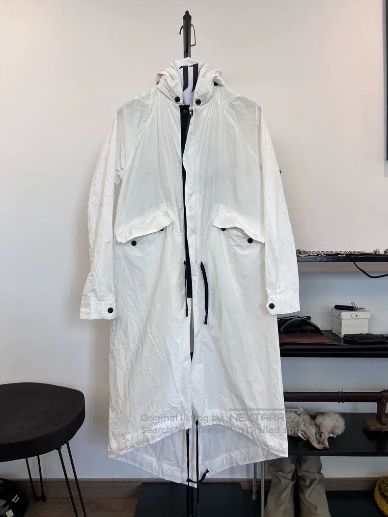 Boris Bidjan Saberi Boris Bidjan Saberi Size M Long fist print Parker trench co Size US M / EU 48-50 / 2 - 2 Thumbnail