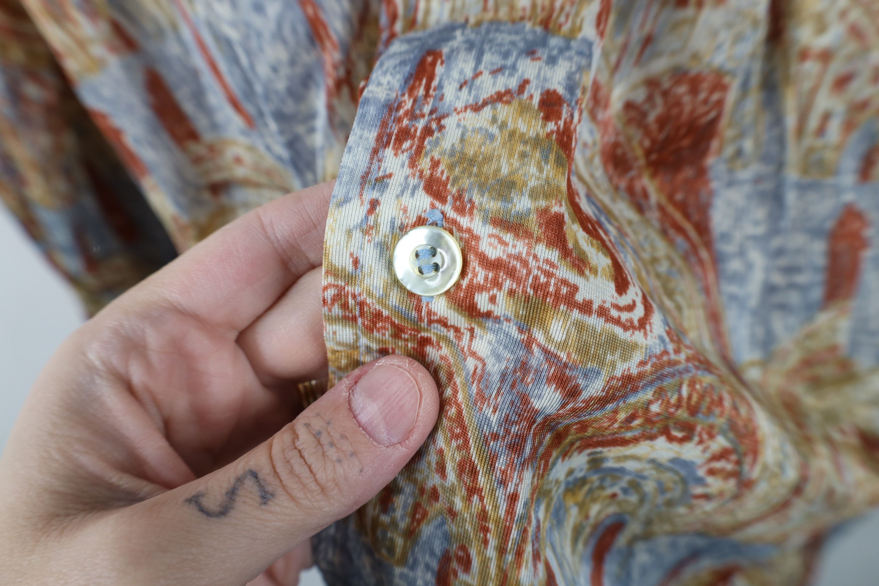 Vintage Vintage 70s Streetwear Psychedelic Knit Button Shirt USA Size US M / EU 48-50 / 2 - 4 Thumbnail