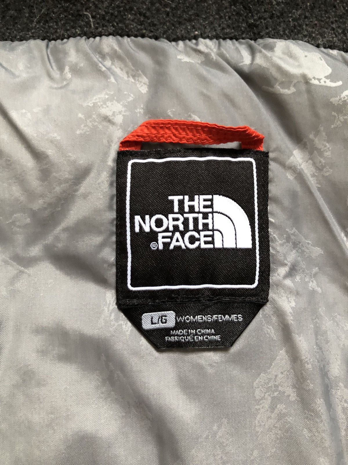 The North Face × Vintage Vintage The North Face 600 Assymmetrical Down Jacket Size L / US 10 / IT 46 - 19 Thumbnail