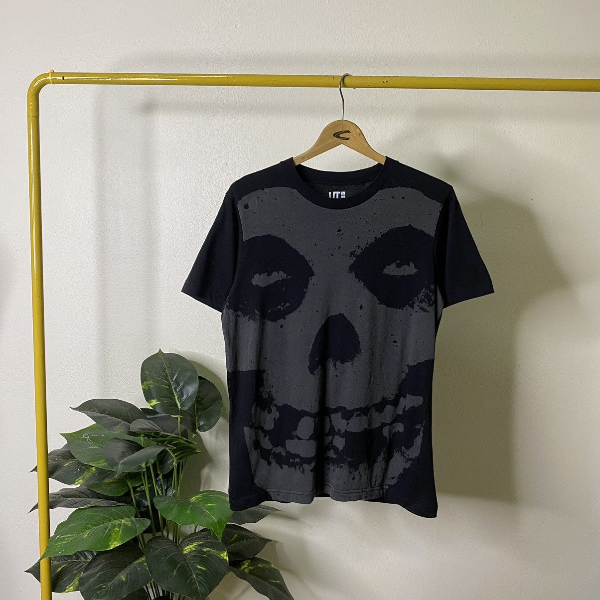 Band Tees × Misfits × Uniqlo Misfits Horror Punk Band Overprint Tee x Uniqlo Size US M / EU 48-50 / 2 - 1 Thumbnail