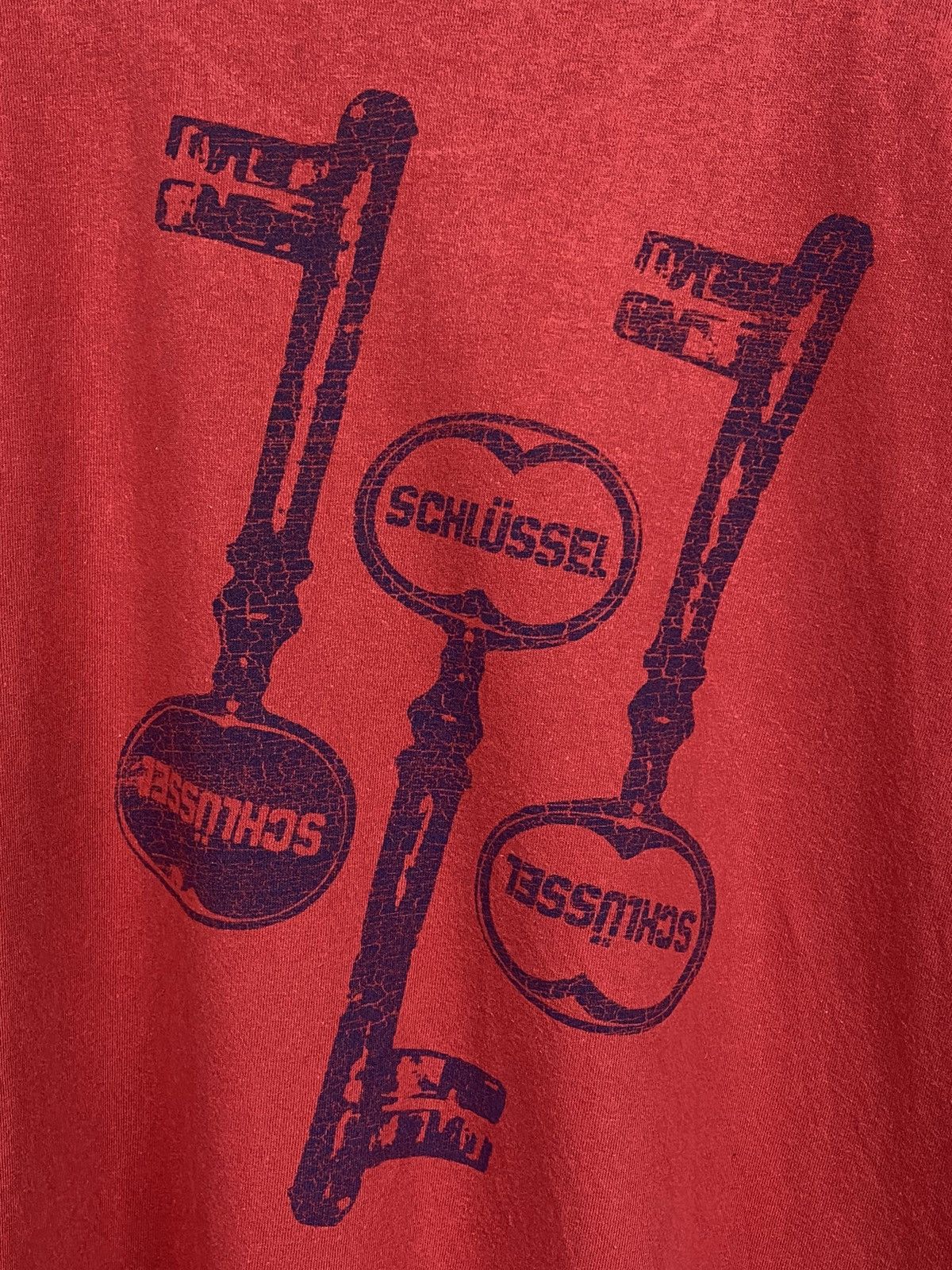 Schlussel Spellout Tee with Backhit Size US L / EU 52-54 / 3 - 7 Thumbnail