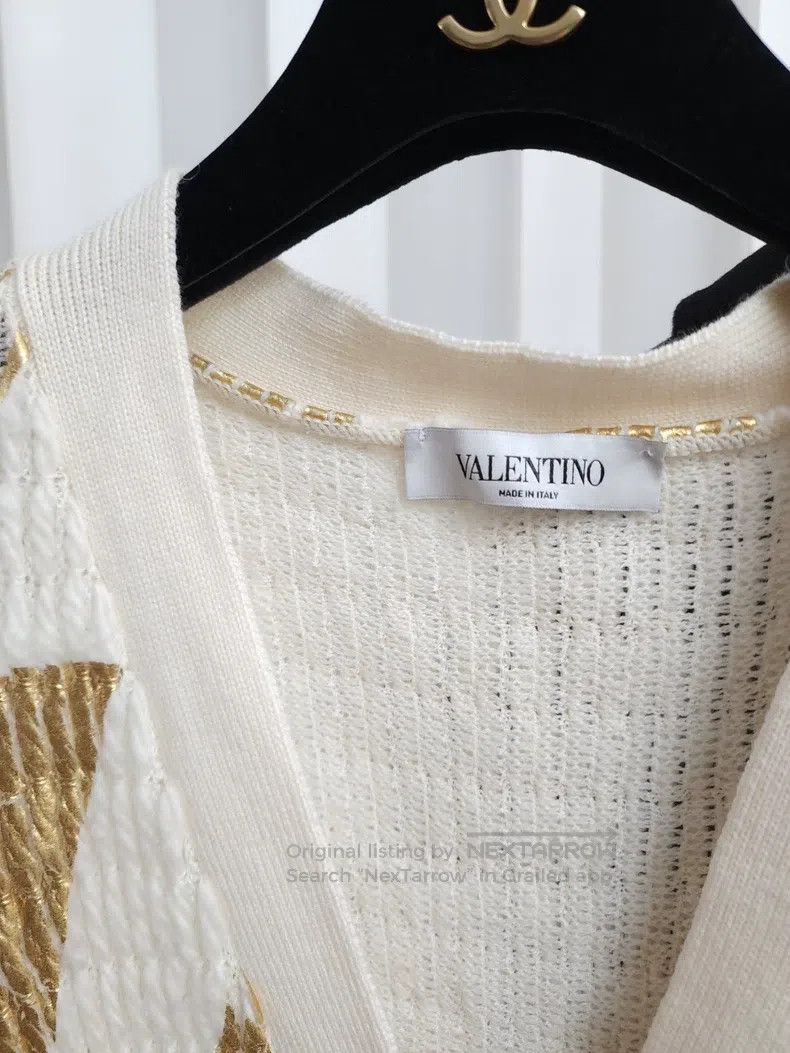 Valentino Valentino Gold V letter cardigan Size S / US 4 / IT 40 - 9 Thumbnail
