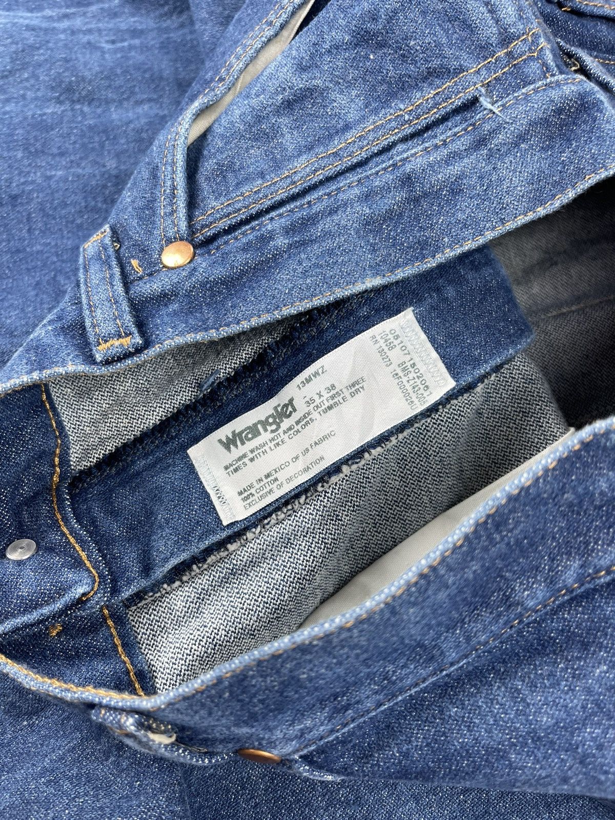 Vintage × Wrangler Rare! Vintage! Wrangler 80s Navy Blue Denim Jeans Size US 35 - 9 Thumbnail