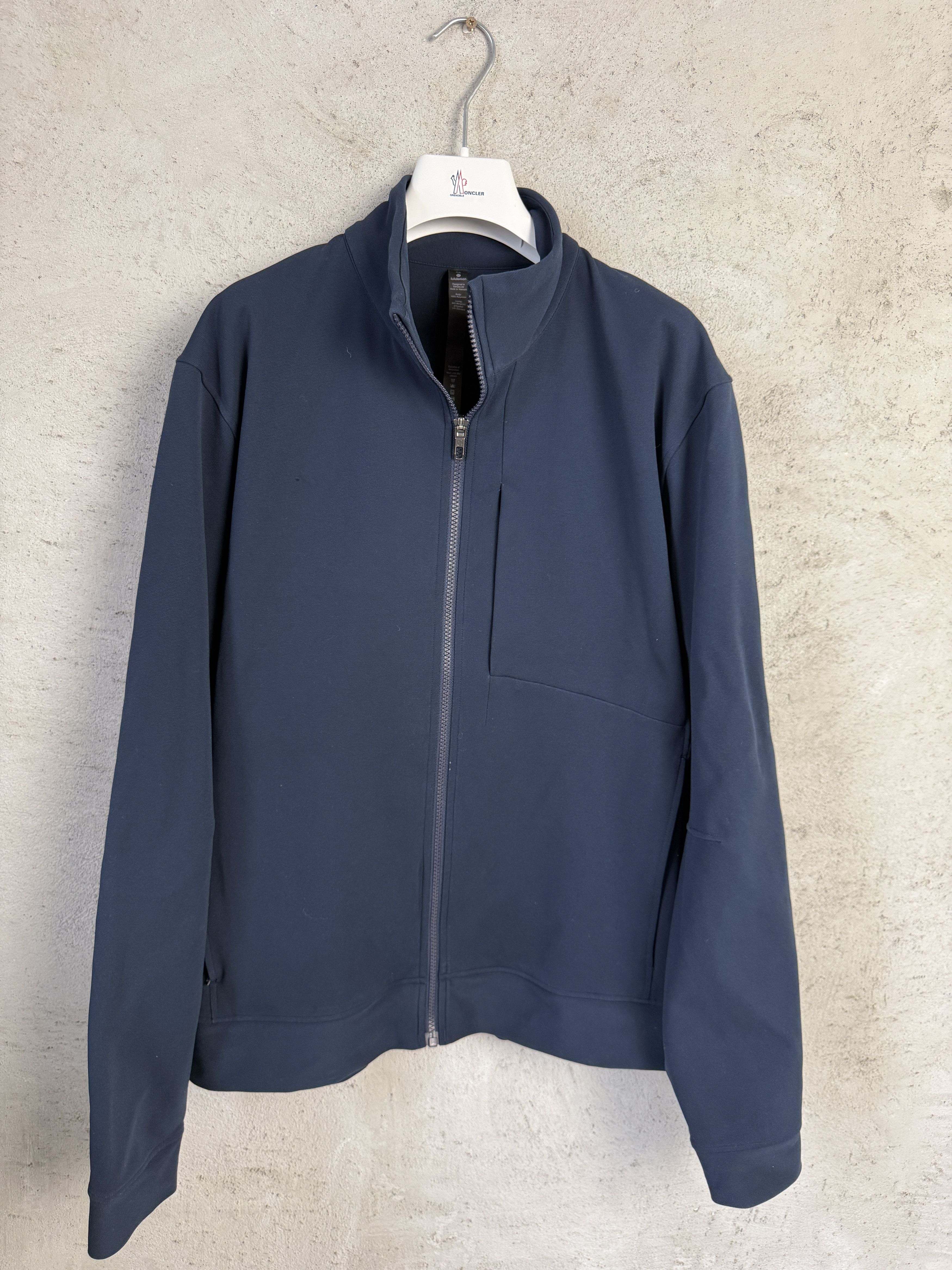 Lululemon Lululemon Sojourn jacket track sweatshirt zip-up Size US XL / EU 56 / 4 - 1 Thumbnail