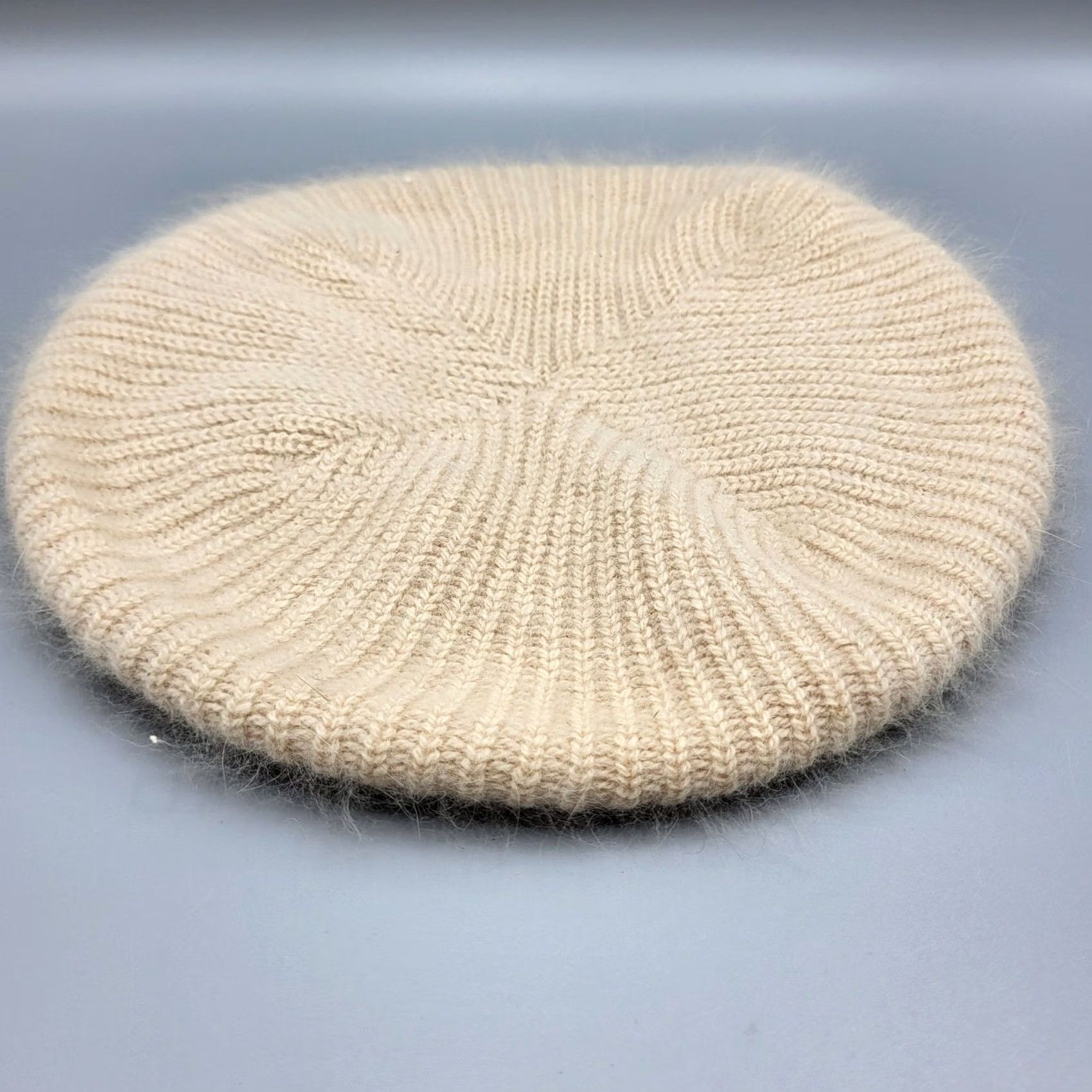 Vintage VINTAGE Aris Beret Hat Women One Size Beige Angora Knit Wool Blend Fuzzy Classic Retro Size ONE SIZE - 2 Thumbnail