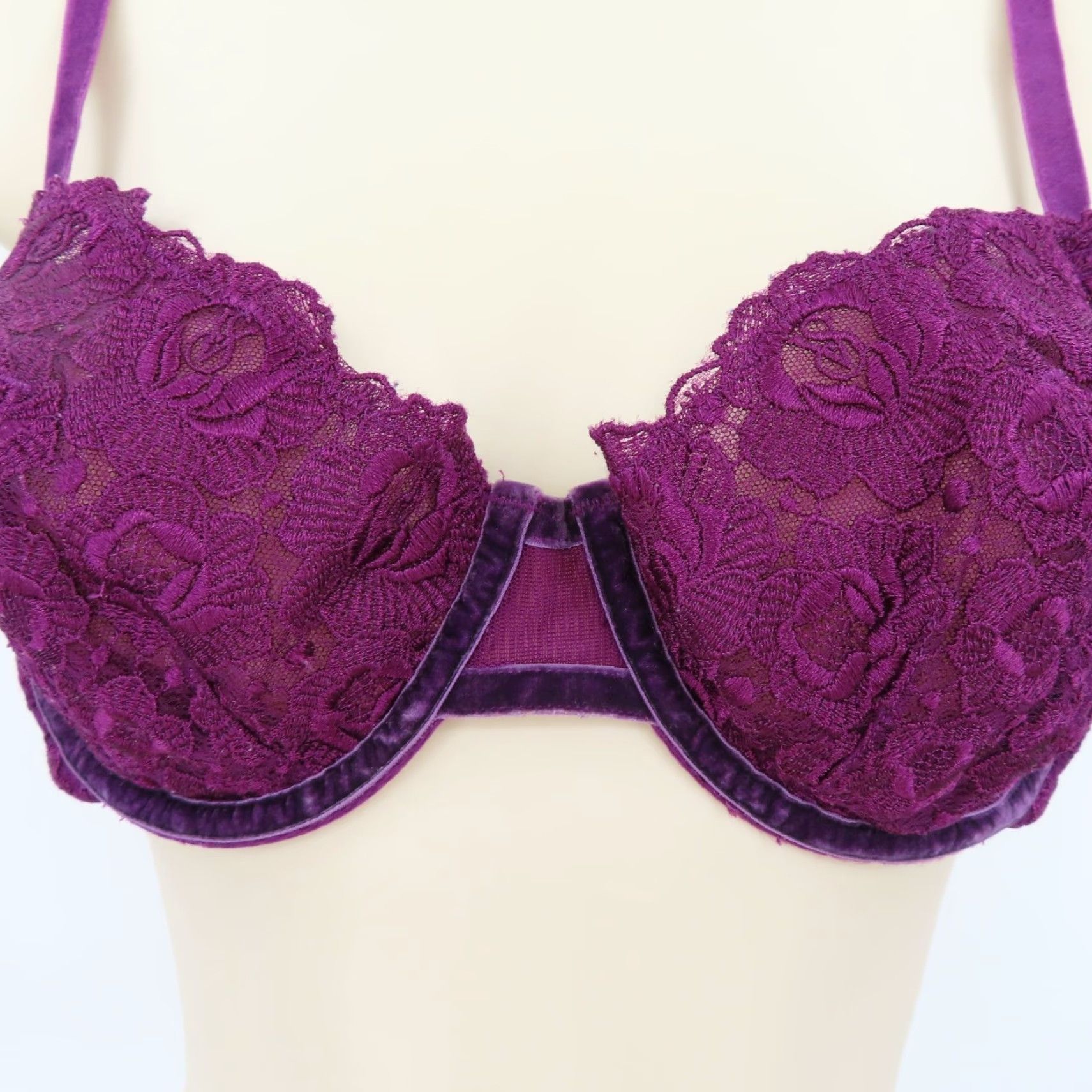 Victoria's Secret Victoria's Secret 36C Push Up Bra Purple Lace Underwired Velvet User: Victoria's Secret 36C Push Up Bra Purple Lace Underwired Velvet Size ONE SIZE - 4 Thumbnail