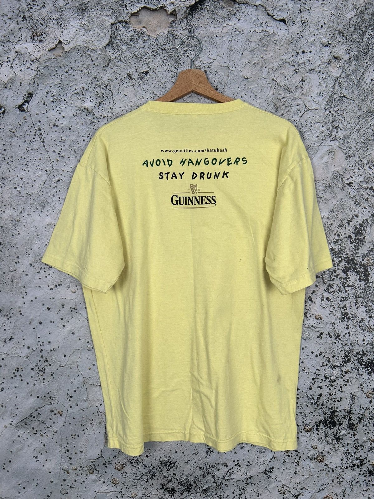 Vintage Vintage 90s Running Tee Kuala Lumpur Graphic Tee Archive Size US XL / EU 56 / 4 - 4 Thumbnail