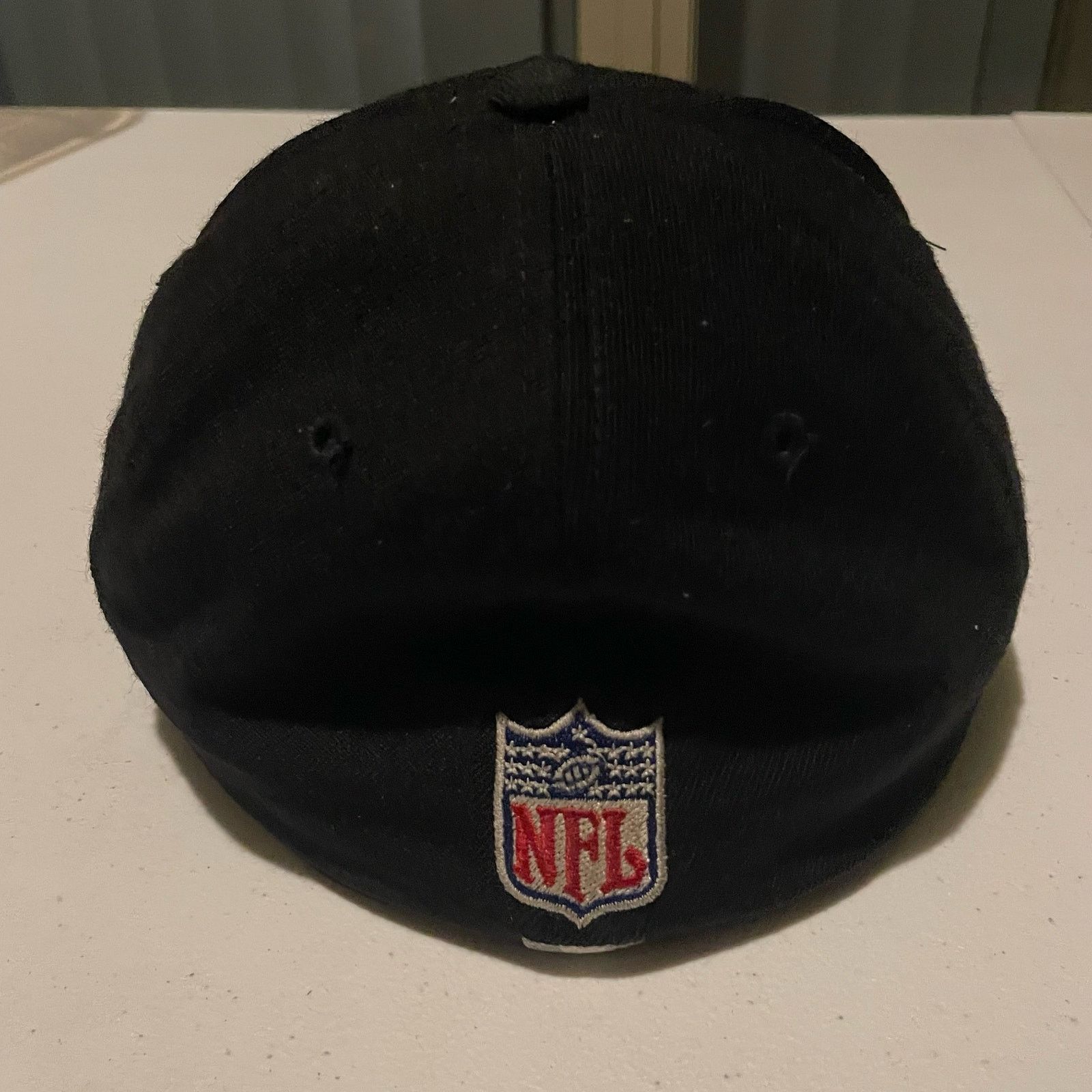 NFL × Nike Las Vegas Oakland Raiders NFL x Nike Team Fitted Size 7 1/8 Size ONE SIZE - 5 Thumbnail