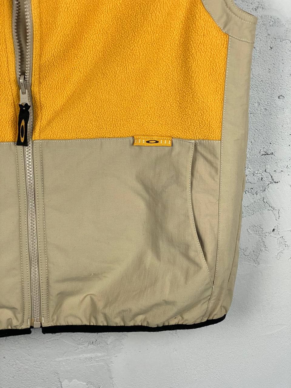 Oakley Vintage Oakley Software Fleece Nylon Vest retro hype Y2K USA Size US M / EU 48-50 / 2 - 3 Thumbnail