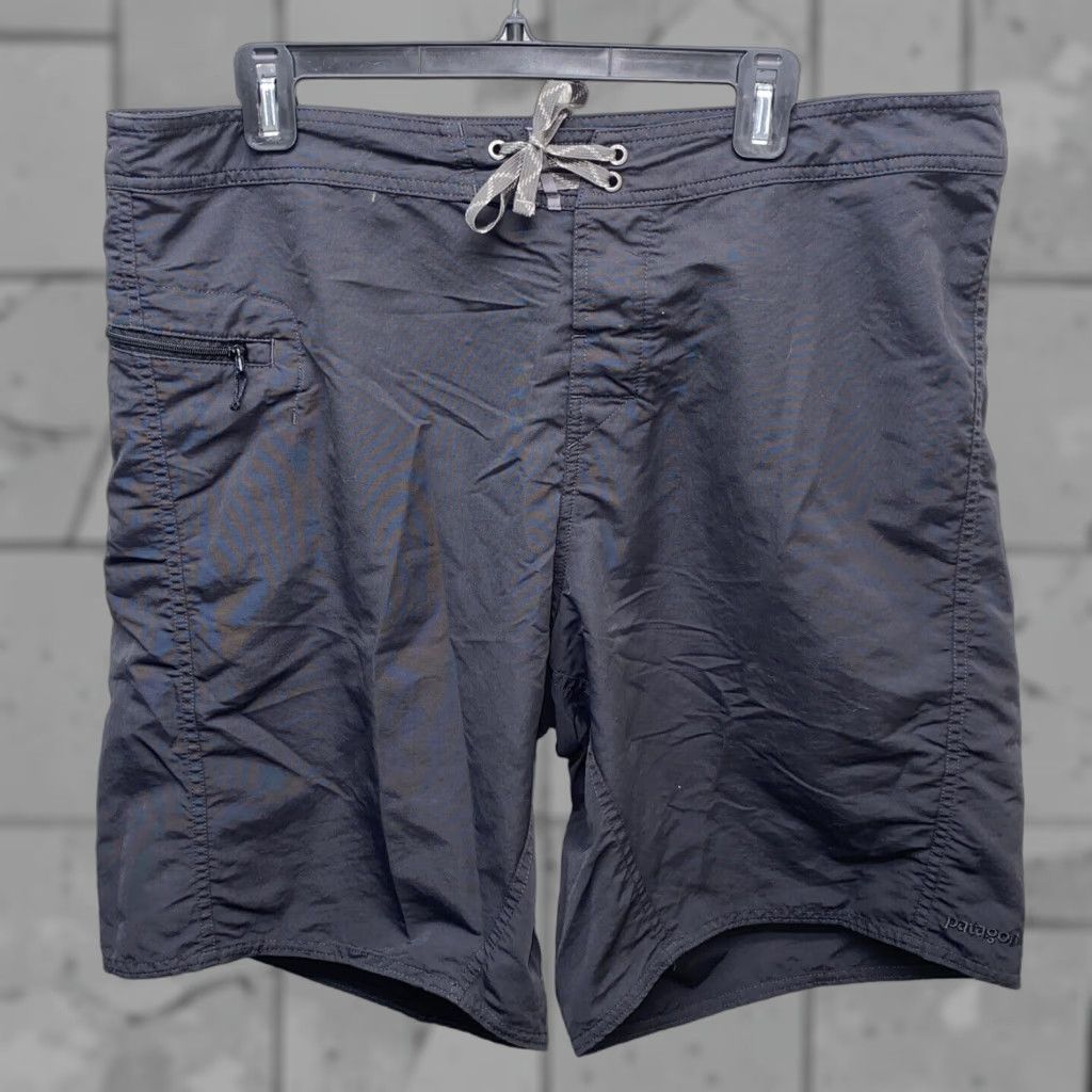 Patagonia Patagonia Board Shorts Mens Black Polyester Drawstring Size 38 Size US 38 / EU 54 - 1 Thumbnail