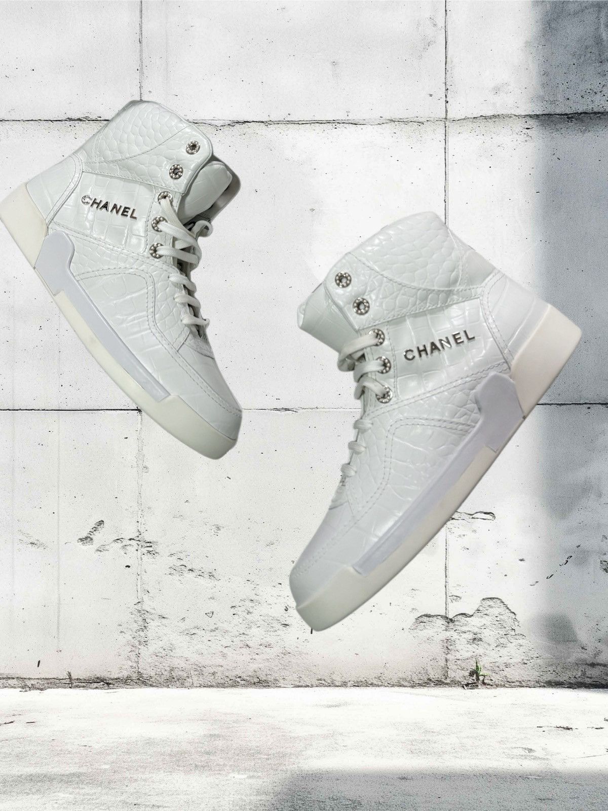 Chanel Chanel Crocodile Calfskin Hightop Sneaker Size US 8.5 / EU 41-42 - 3 Thumbnail