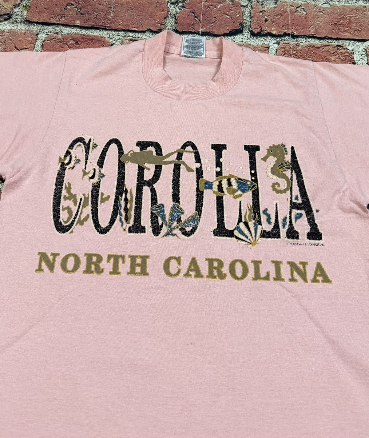 Fruit Of The Loom Vintage Corolla North Carolina Single Stitch Tee Scuba Fish Size US S / EU 44-46 / 1 - 2 Thumbnail