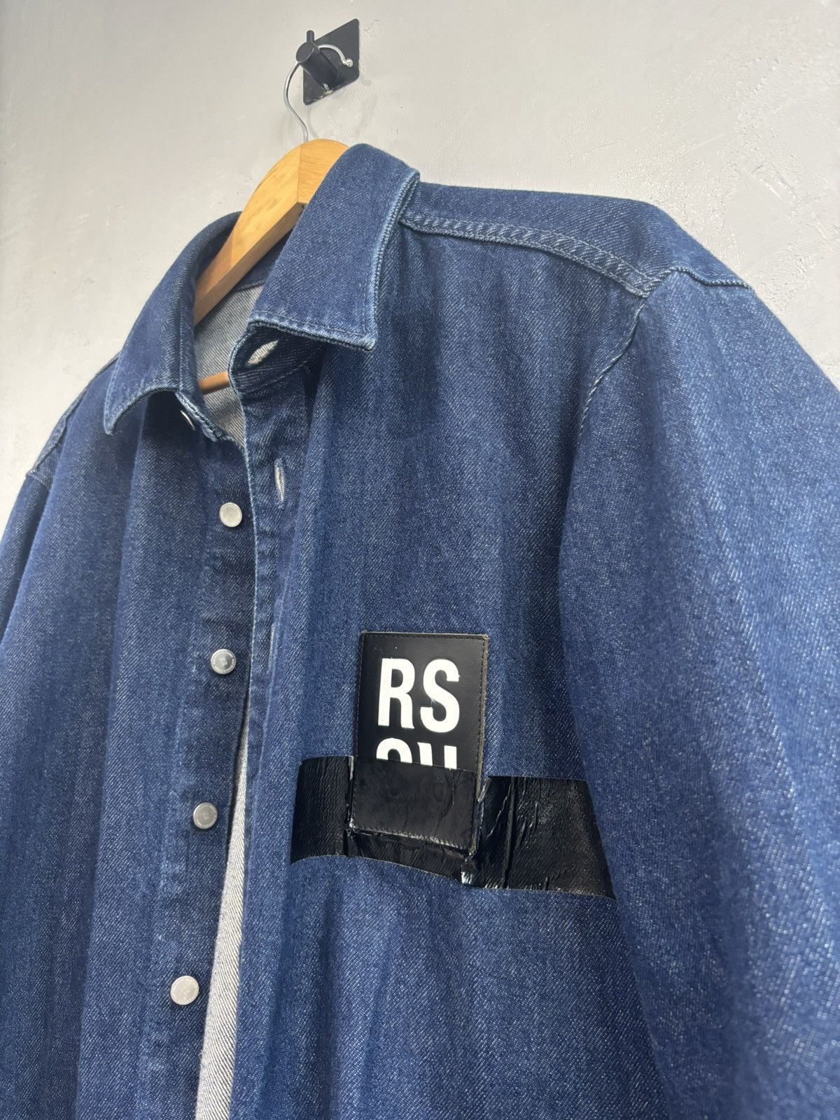 Raf Simons Raf simons carry over denim shirt Size US L / EU 52-54 / 3 - 7 Thumbnail