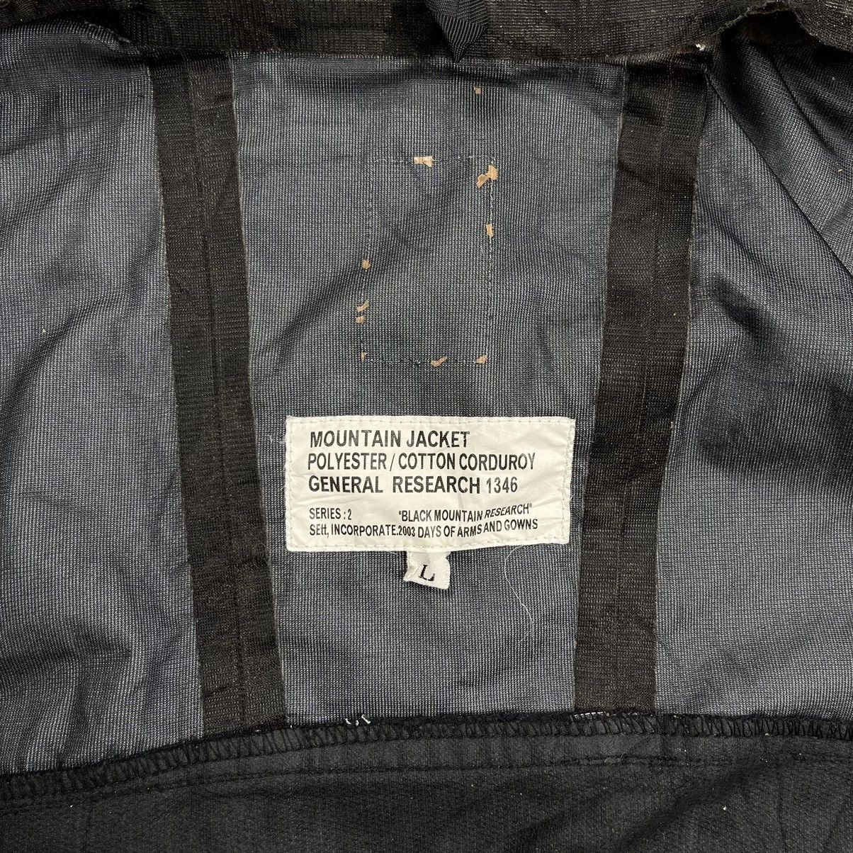 General Research Archive General Research style 1346 mountain jacket Size US L / EU 52-54 / 3 - 16 Thumbnail