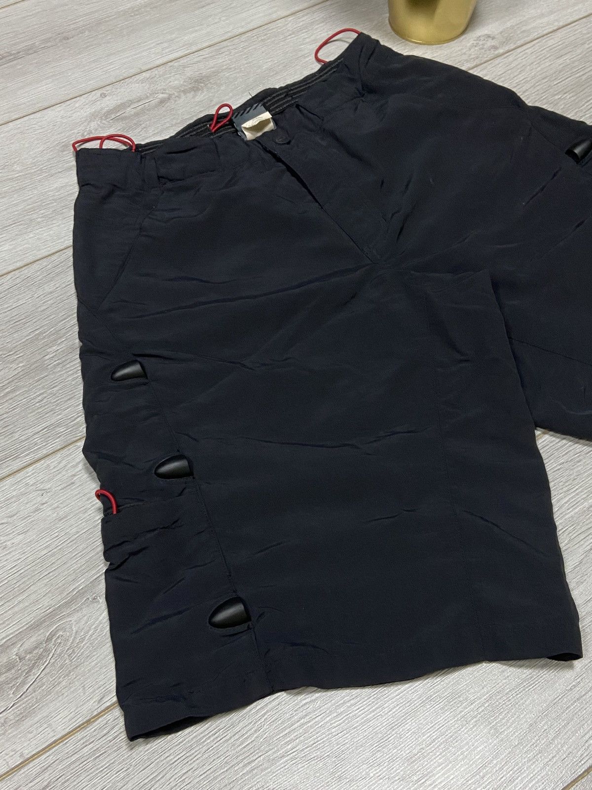Vintage Oakley avant-garde Y2K vintage shorts Size US 32 / EU 48 - 3 Thumbnail