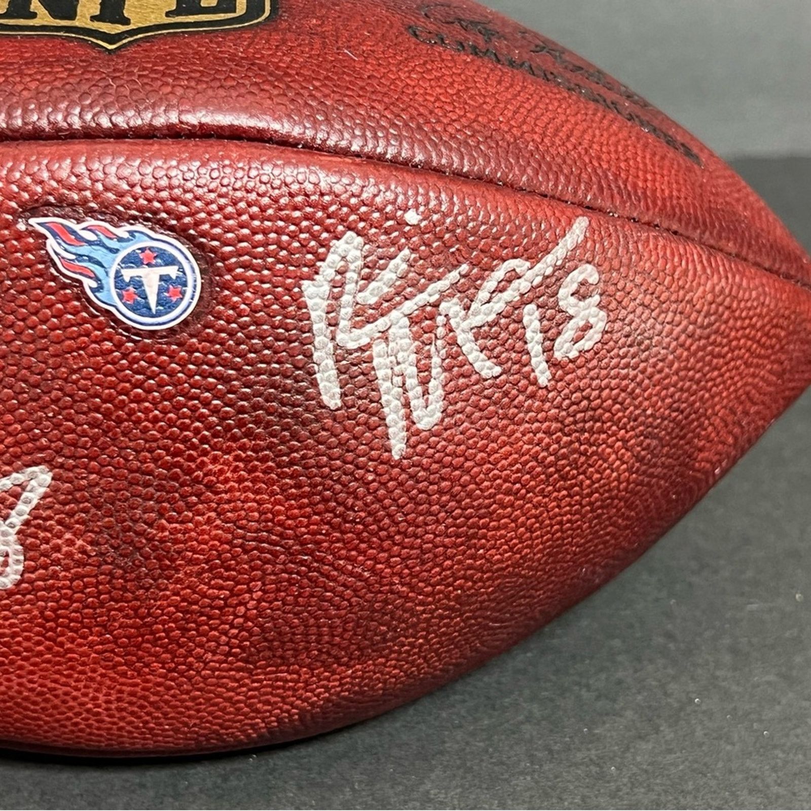 Wilson Autograph Mariota Sharpe Matthews Game Used Football TITANS Size ONE SIZE - 6 Thumbnail