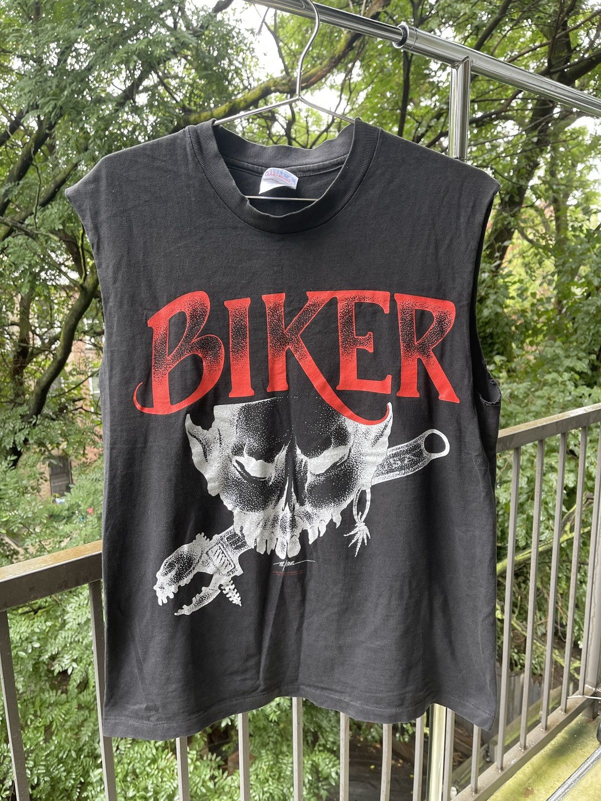 image of Harley Davidson x Vintage 90's Easyrider Biker Skull Knife Cut Off Tee Shirt in Black (Size Medium)