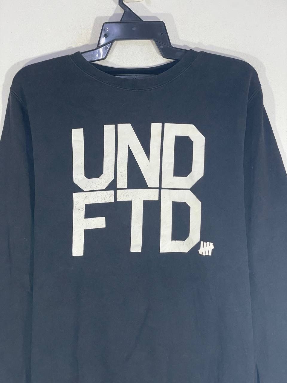 Undefeated Undefeated nice design Size US M / EU 48-50 / 2 - 3 Thumbnail