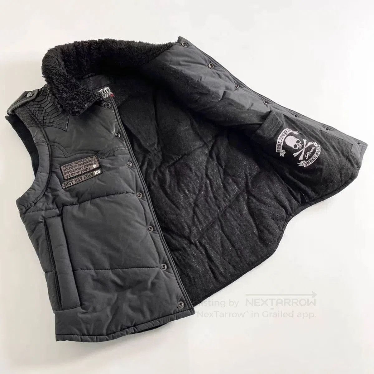 Roen Black Quilted Vest w/Faux Fur Collar & Skull Design. Size US M / EU 48-50 / 2 - 3 Thumbnail
