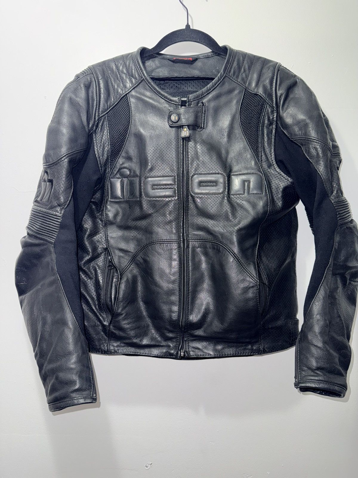 ICON Motorsports ICON Overlord Leather Moto Jacket Black M Techwear Size US M / EU 48-50 / 2 - 1 Thumbnail