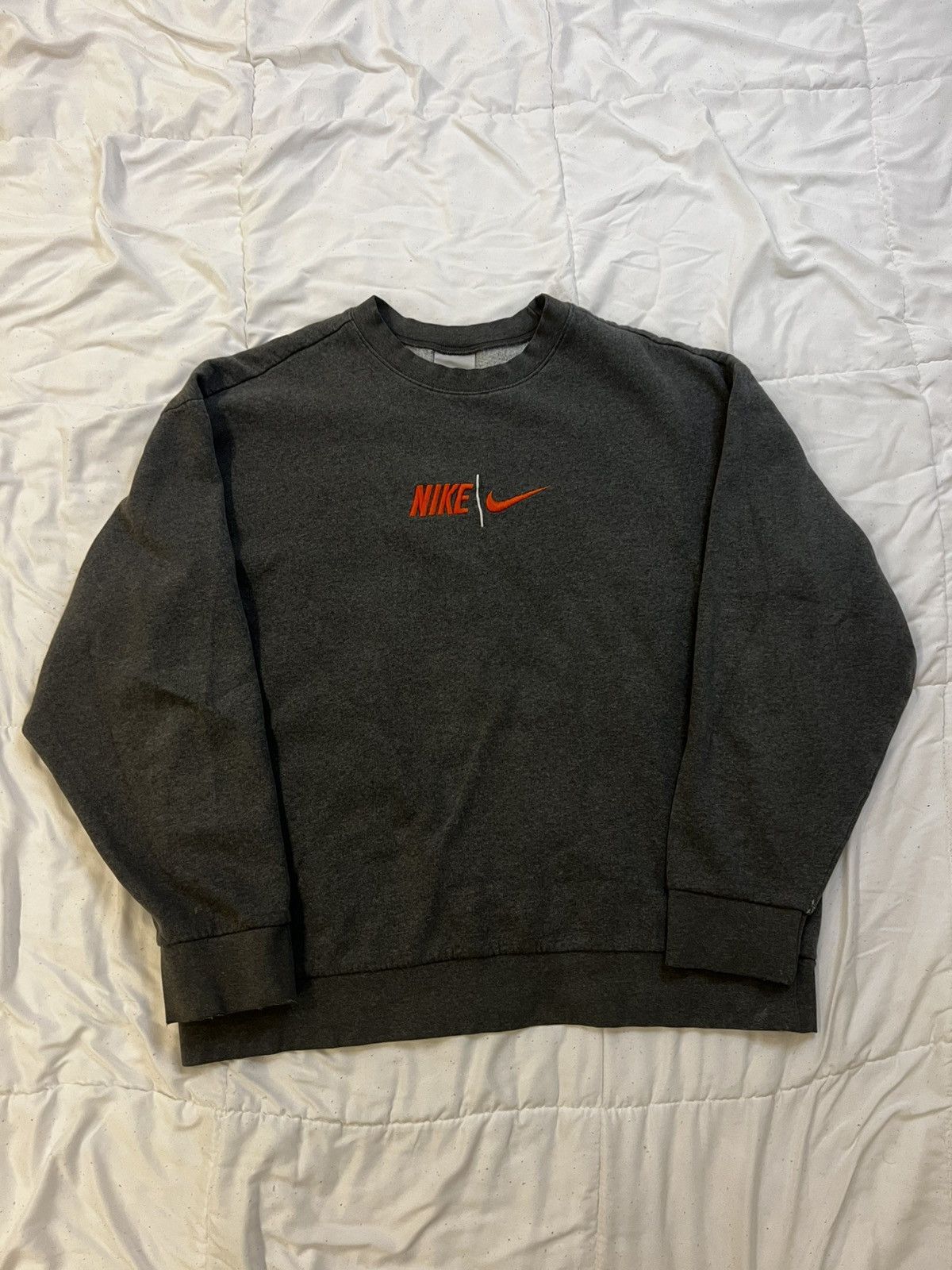 Nike × Vintage Vintage Y2K NIKE Center Check/ Spellout Crewneck Size US XXL / EU 58 / 5 - 2 Thumbnail