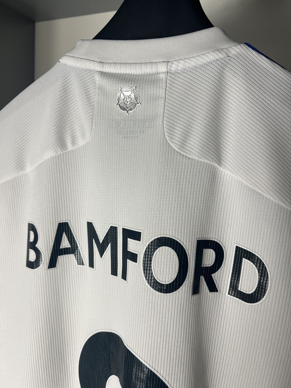 Adidas × Vintage VERY RARE ADIDAS FC LEEDS UNITED ENGLAND SOCCER JERSEY Y2K Size US M / EU 48-50 / 2 - 10 Thumbnail