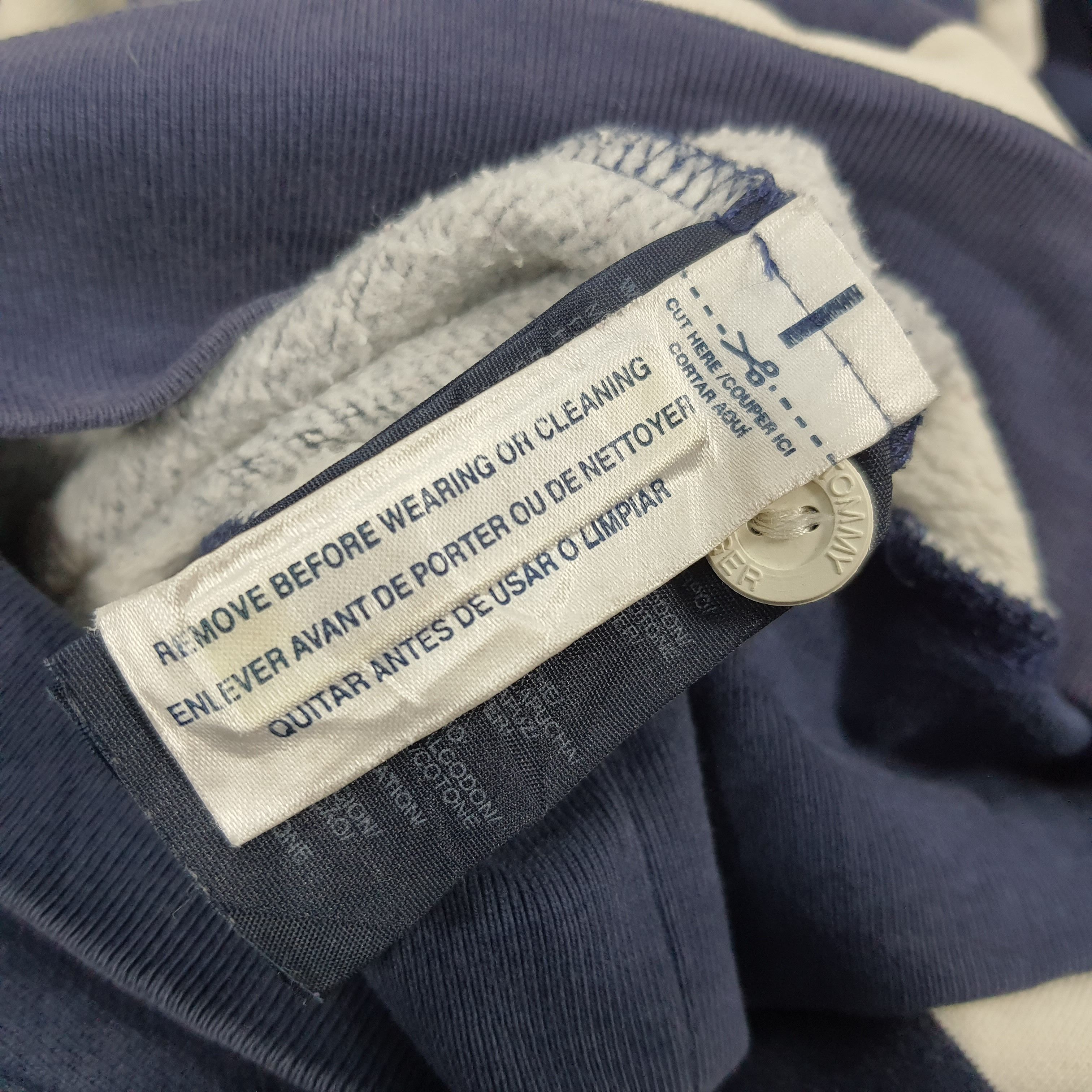 Tommy Hilfiger × Vintage Vintage Tommy Hilfiger Striped Hoodies Size US XL / EU 56 / 4 - 6 Thumbnail