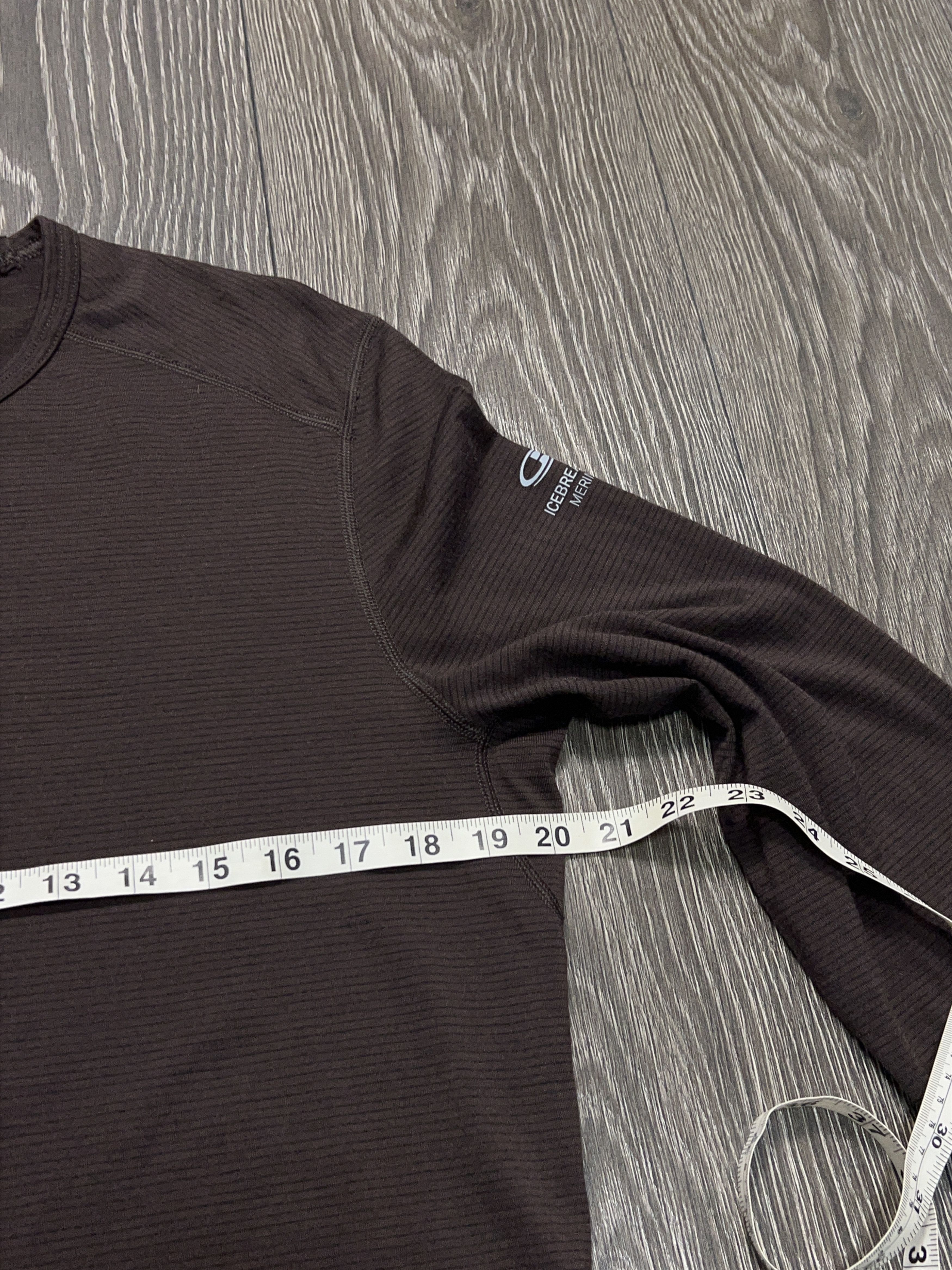 Icebreaker Mens 200 Merino Wool Long Sleeve Base Layer Shirt Sweater Size US L / EU 52-54 / 3 - 5 Thumbnail