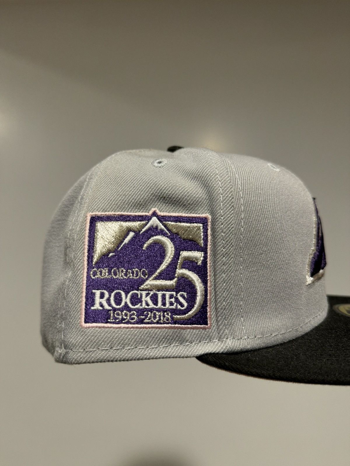 Hat Club × MLB × New Era Hatclub Noho Exclusive Colorado Rockies Noho Mountains Pinky Size ONE SIZE - 3 Thumbnail