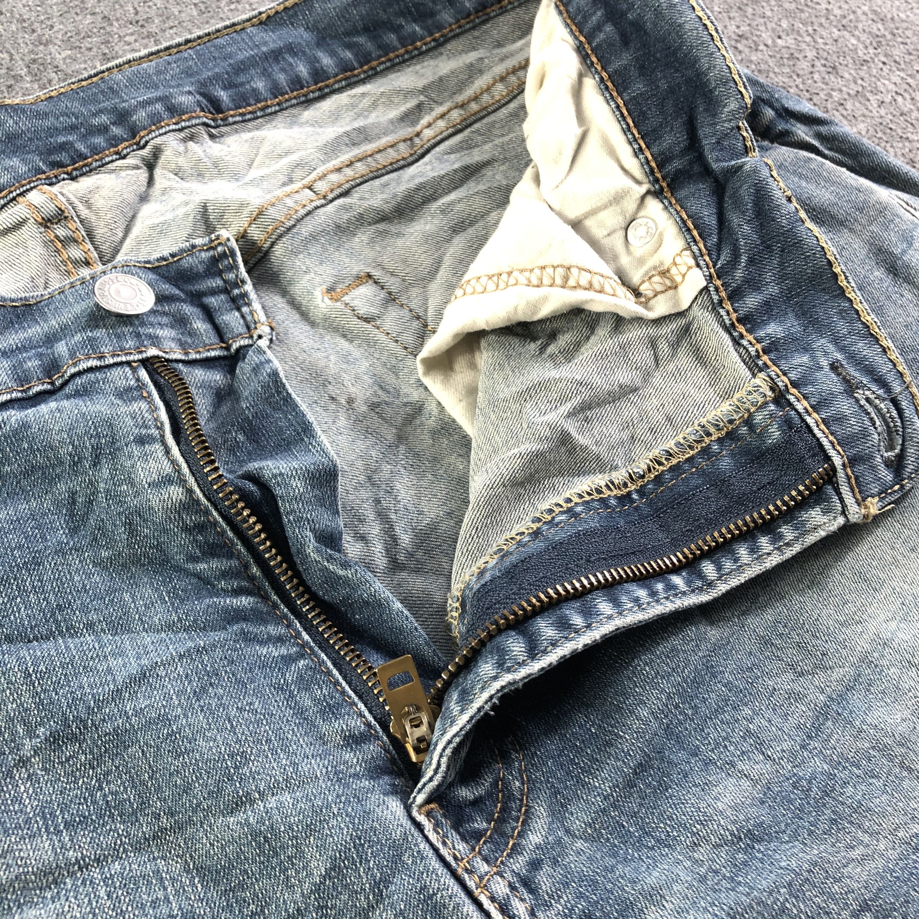 Levi's Vintage Levis 559 Jeans-J4102 Size US 37 - 7 Thumbnail