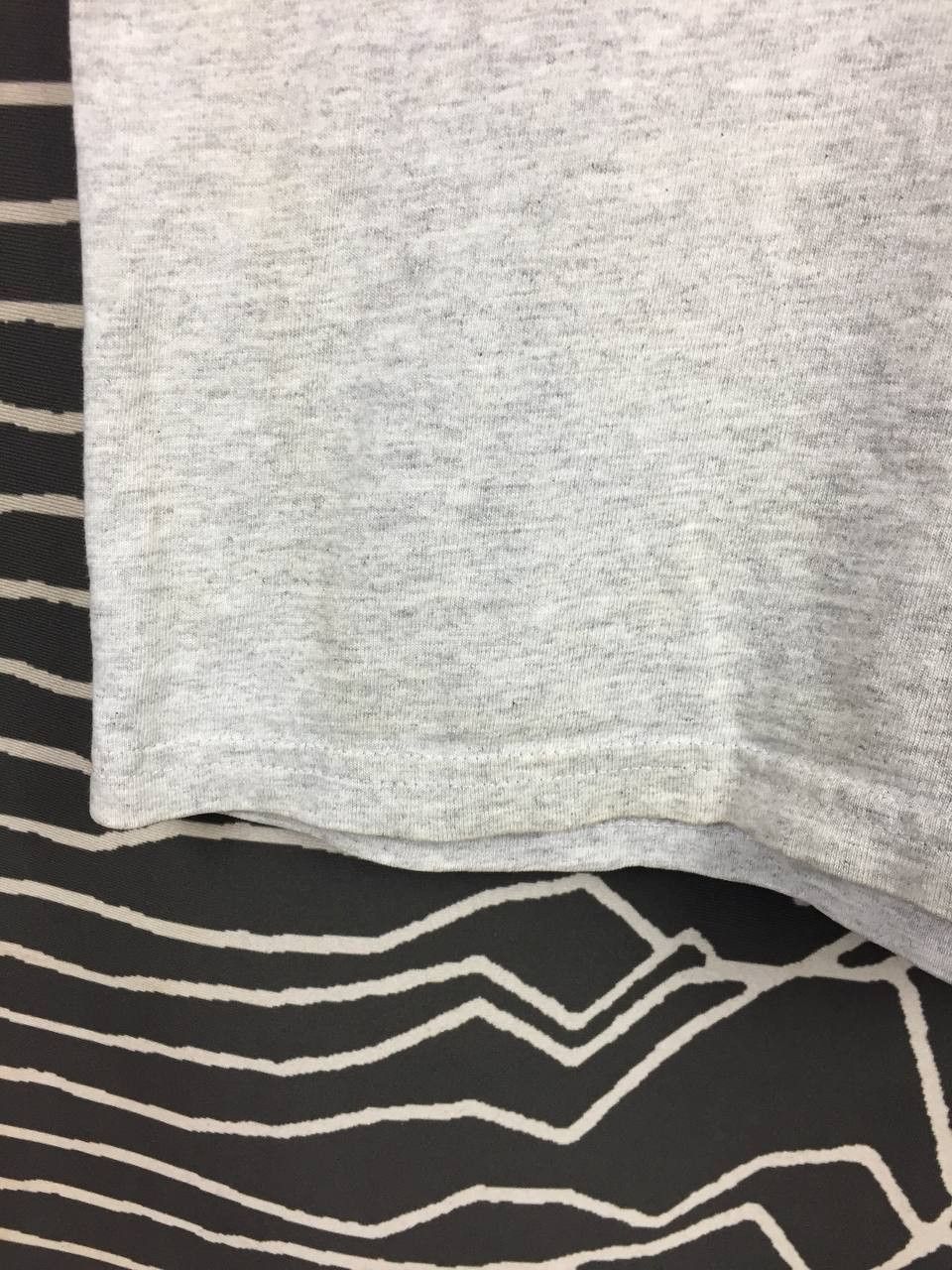 Nike Vtg 90s Distressed Nike "ROCK" Chicks Logo Spell Out Tee Size US M / EU 48-50 / 2 - 12 Thumbnail