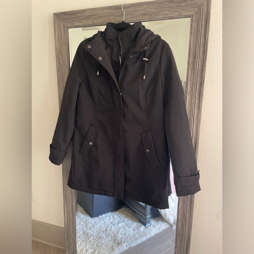 Other HFX black winter jacket with hood. Water resistant and wind Size M / US 6-8 / IT 42-44 - 1 Thumbnail