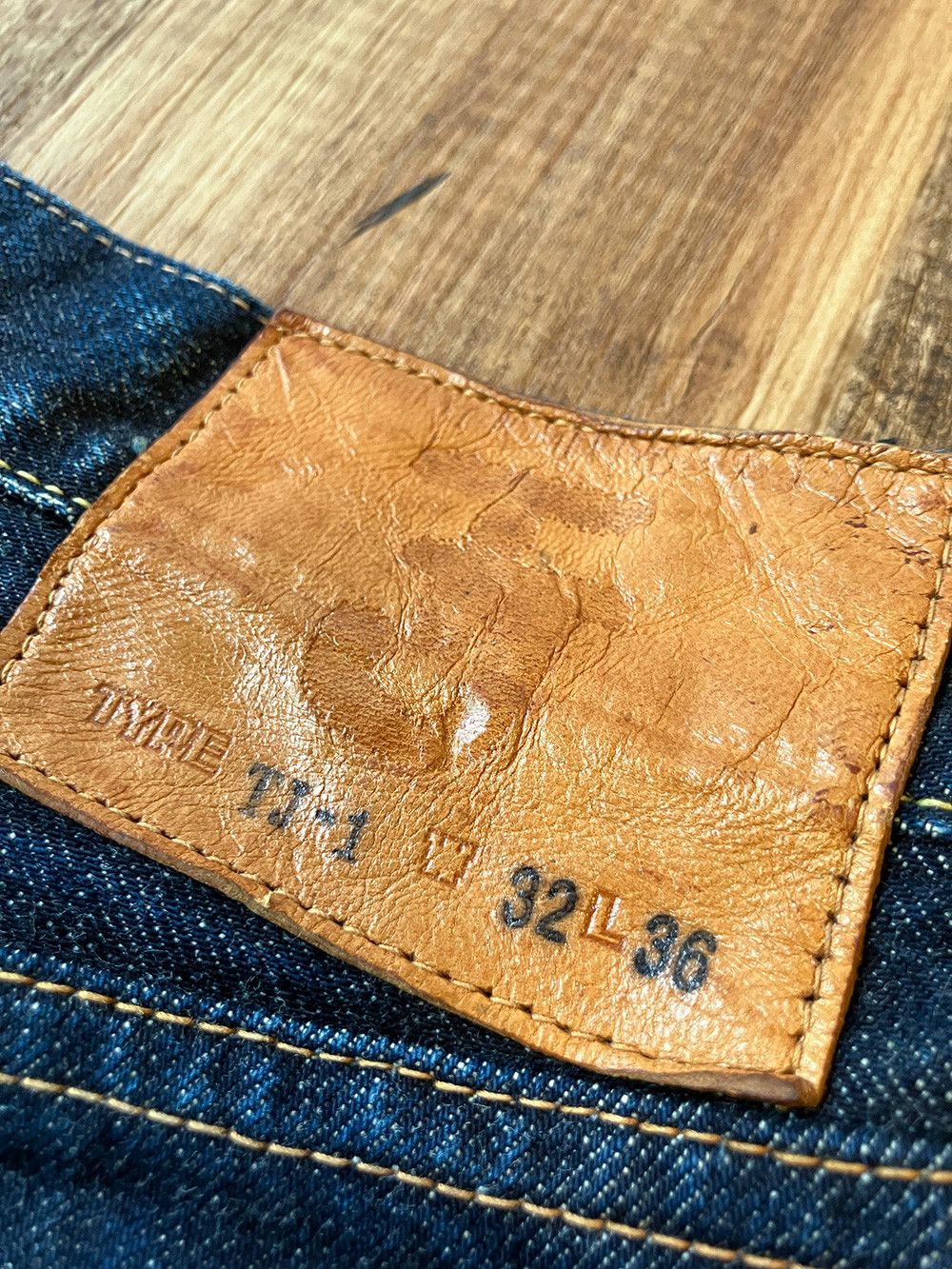 Japanese Brand TOKYO JEANS TJ-1 W30 x L33 Deer Skin Back Pocket Size US 30 / EU 46 - 15 Thumbnail