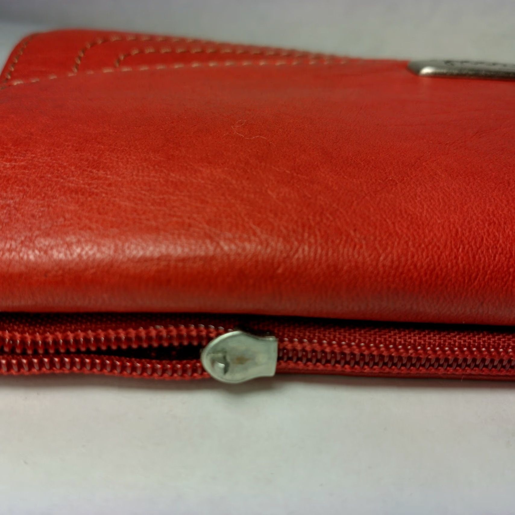 Fossil VINTAGE Fossil Leather Wallet Tri-Fold Women 12 Card Slots Checkbook Red 7.25" x 3.63" Womens Size ONE SIZE - 6 Thumbnail